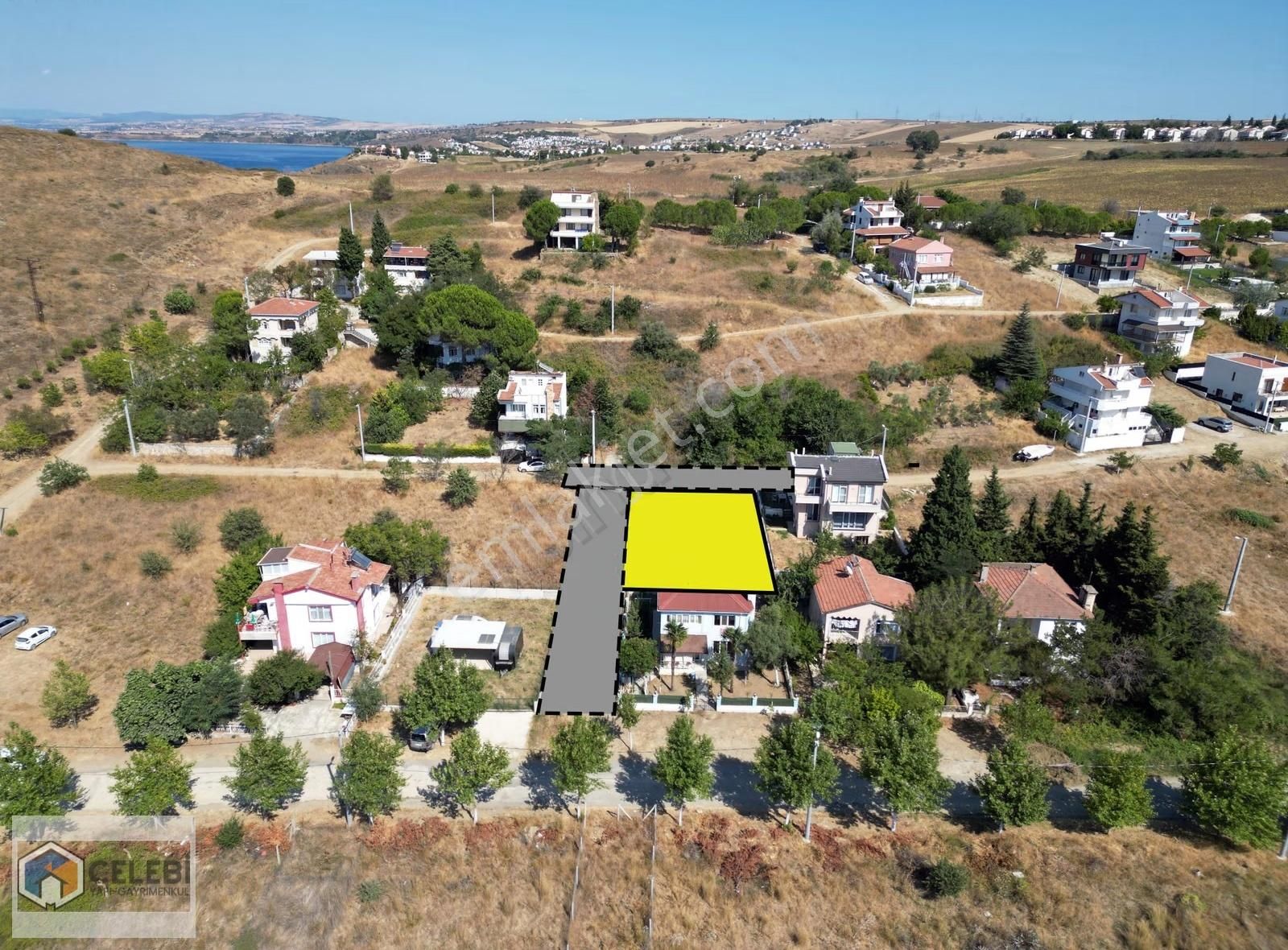 Güneyli'de İnşaat İzni Olan Denize Çok Yakın 300m² Köşe Parsel . - Görsel 9