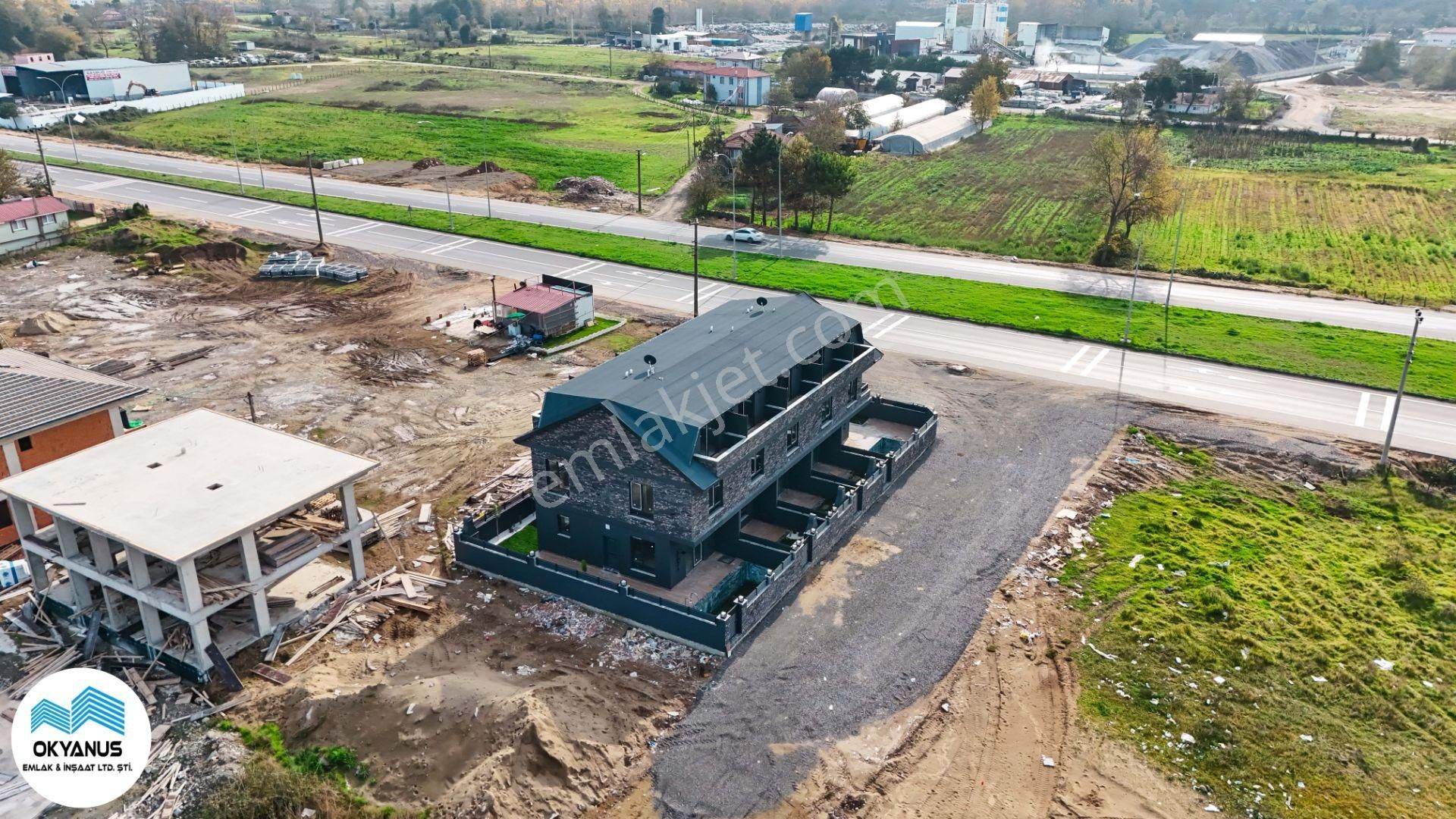 Sakarya Kocaali’de Geniş Bahçeli 4+1 Modern Villa - Görsel 2