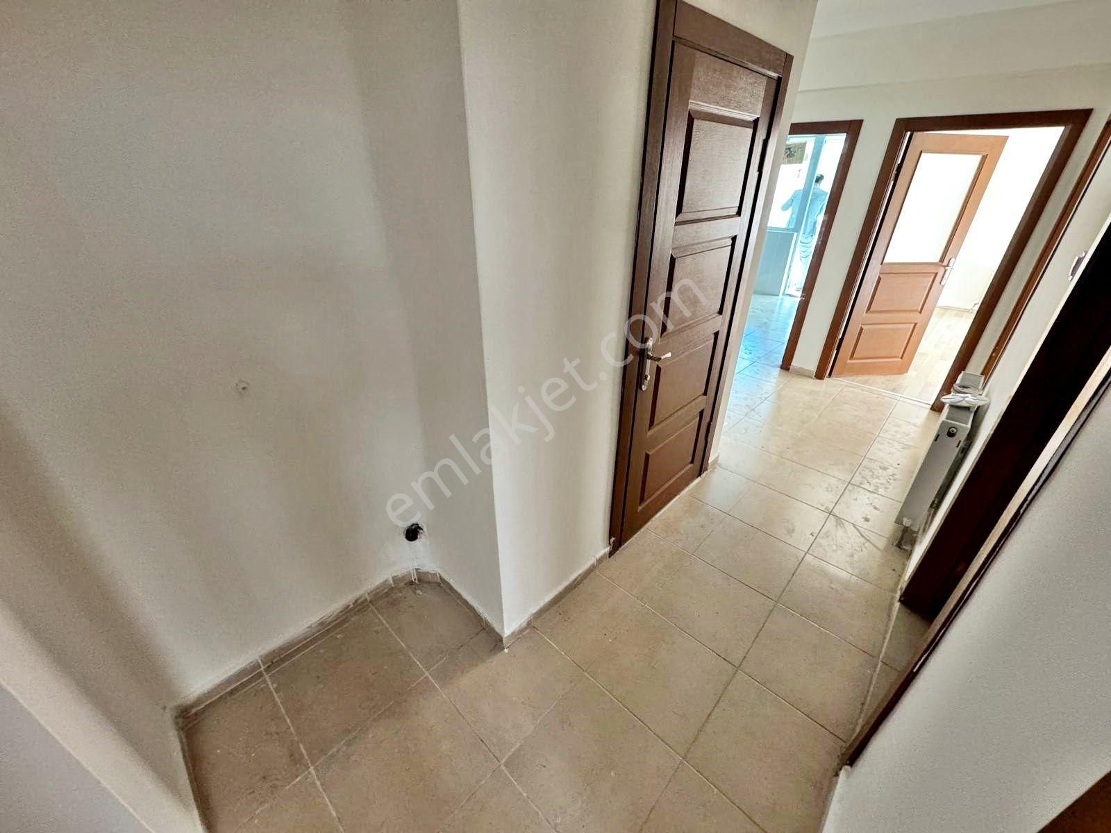 Gold Emlaktan Uygun Fiyata Kiralık 3+1 Asansörlü Daire - Görsel 15