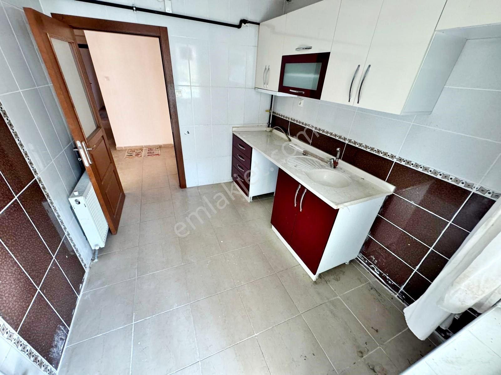 Gold Emlaktan Uygun Fiyata Kiralık 3+1 Asansörlü Daire - Görsel 5