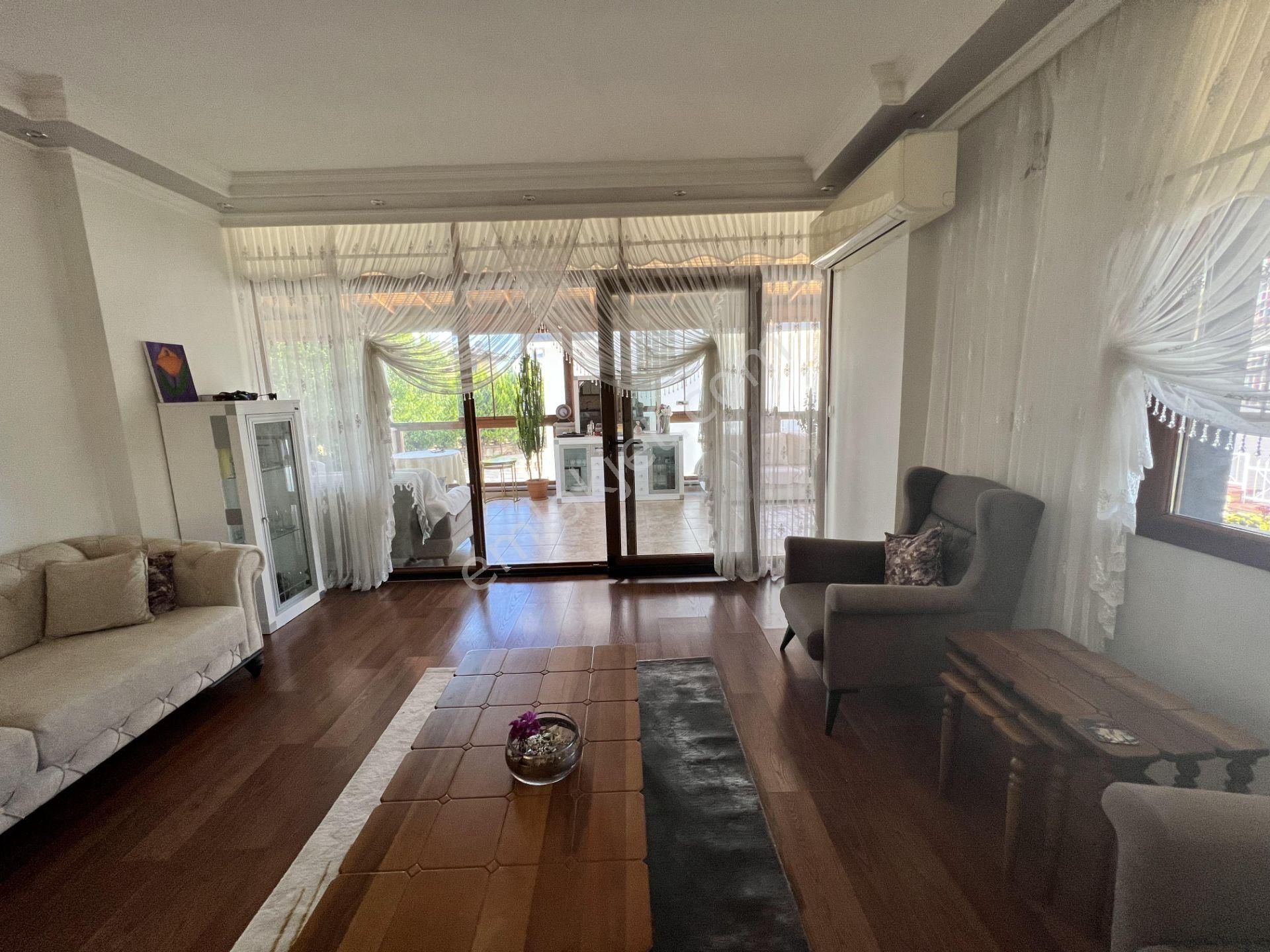 Balıkesir Ayvalık Ta Satılık 2 Adet Villa.denize 50 Metre - Görsel 9