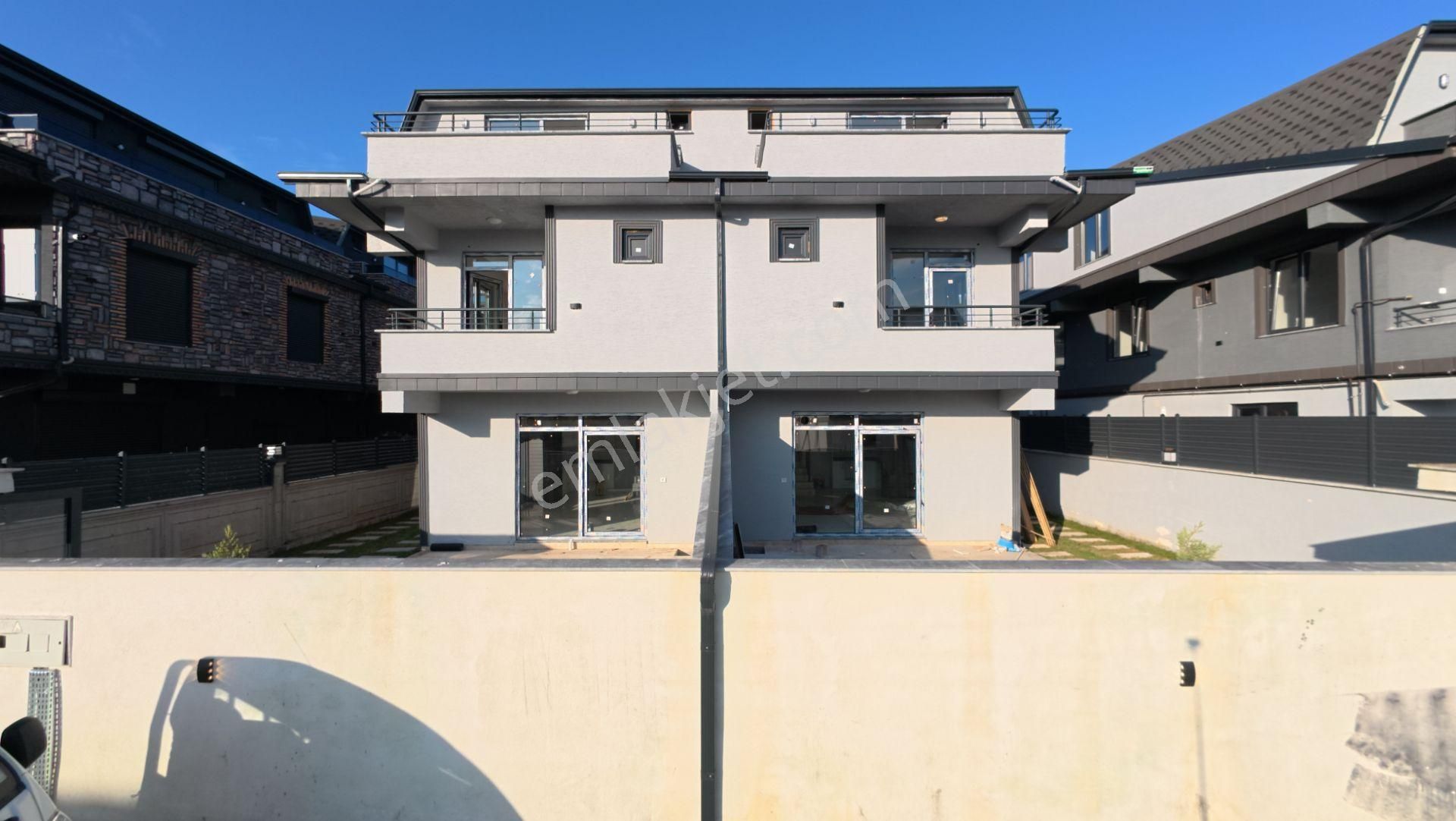 Sakarya Kocaali’de Müstakil Havuzlu 4+1 Lüks Villa - Görsel 3