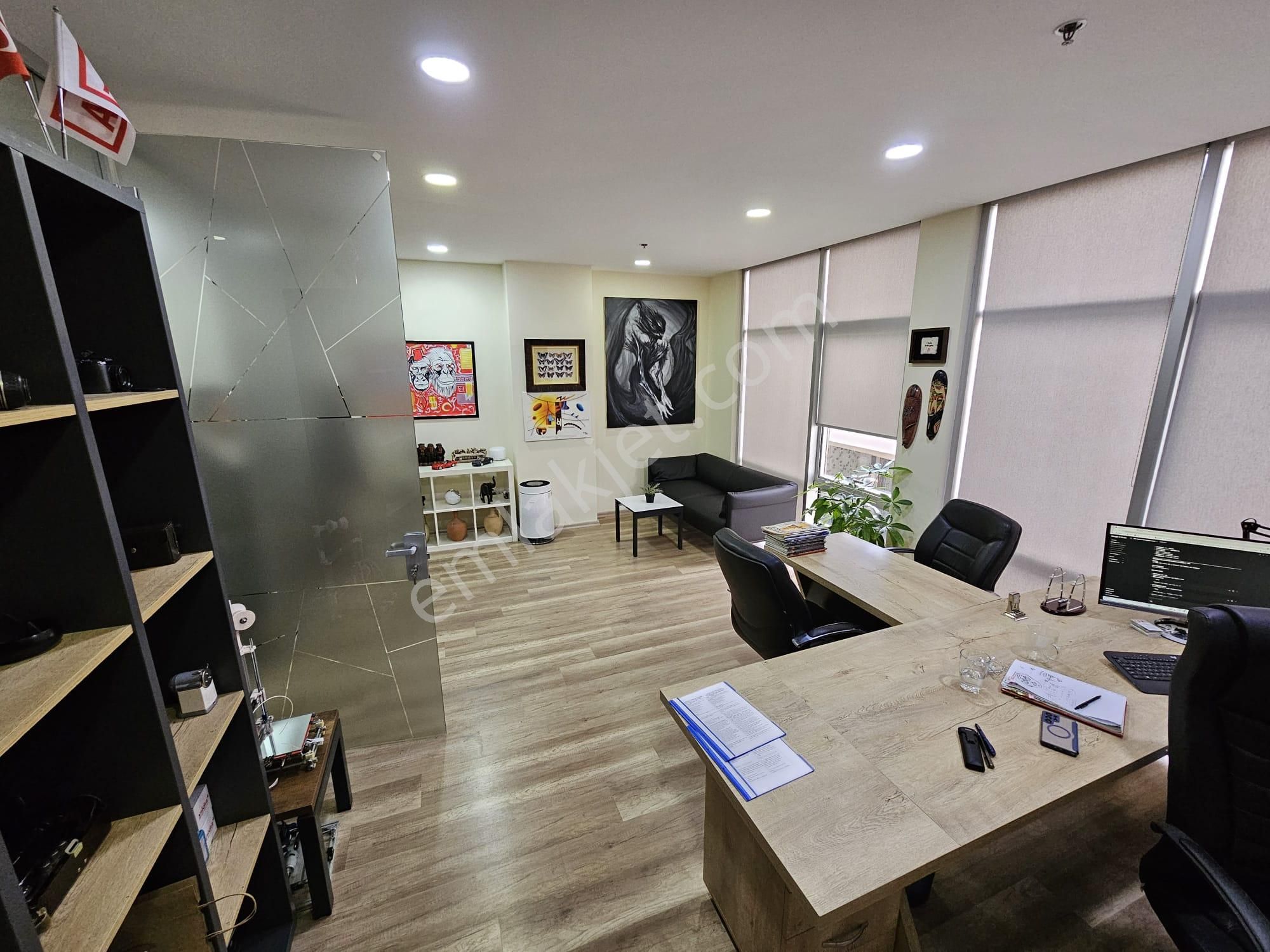 Maltepe Ofistanbul Plaza Kdv'li 198m2 Kiralık 2+2 İskanlı Dubleks Ofis - Görsel 26