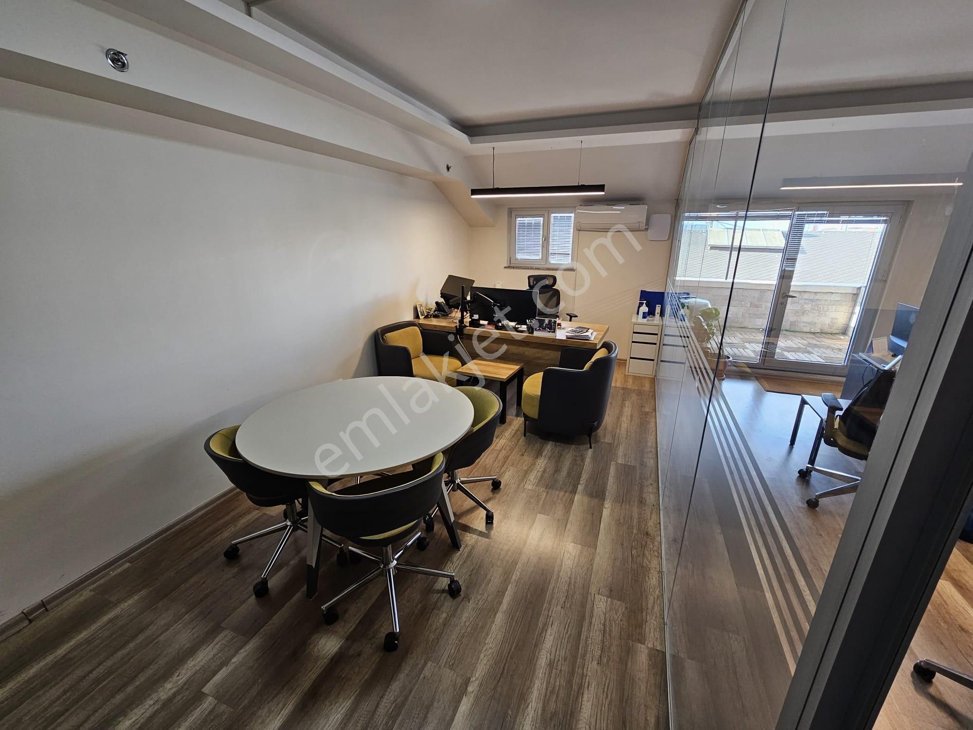 Maltepe Ofistanbul Plaza Kdv'li 198m2 Kiralık 2+2 İskanlı Dubleks Ofis - Görsel 21