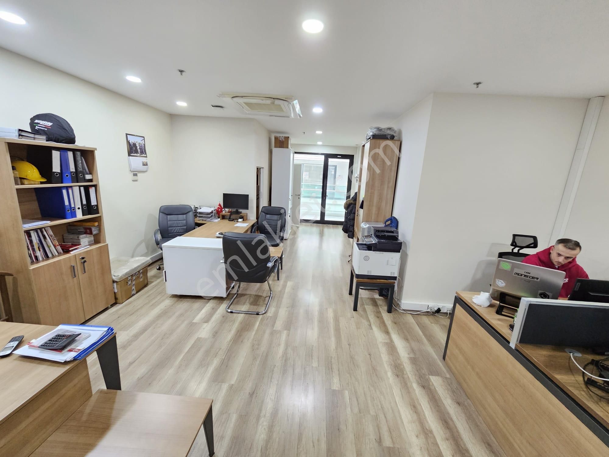 Maltepe Ofistanbul Plaza Kdv'li 198m2 Kiralık 2+2 İskanlı Dubleks Ofis - Görsel 28