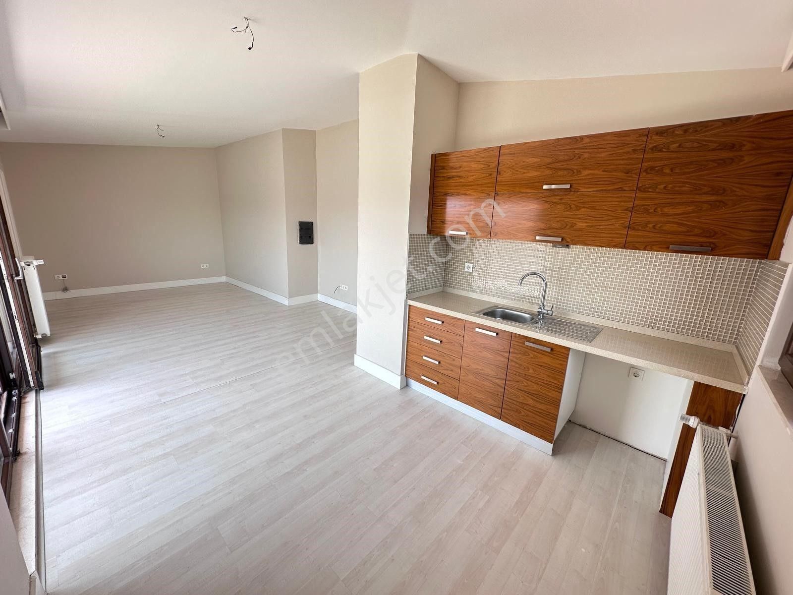 Kadı Konakları - Uluç'ta Kadı Konakları'nda Geniş Ve Bakımlı 4+1 Satılık Daire - Görsel 9