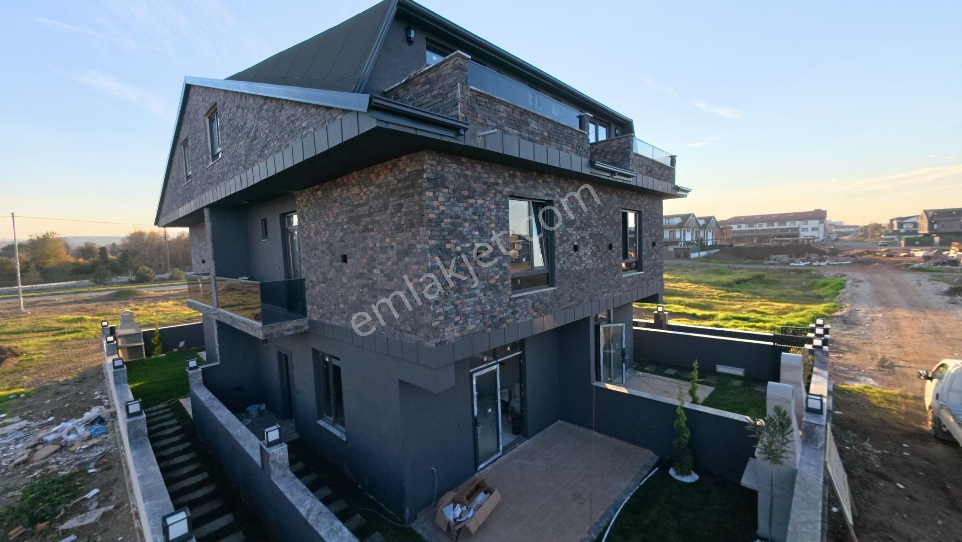 Sakarya Kocaali’de Sıfır 4+1 Modern Tasarım Villa - Görsel 5