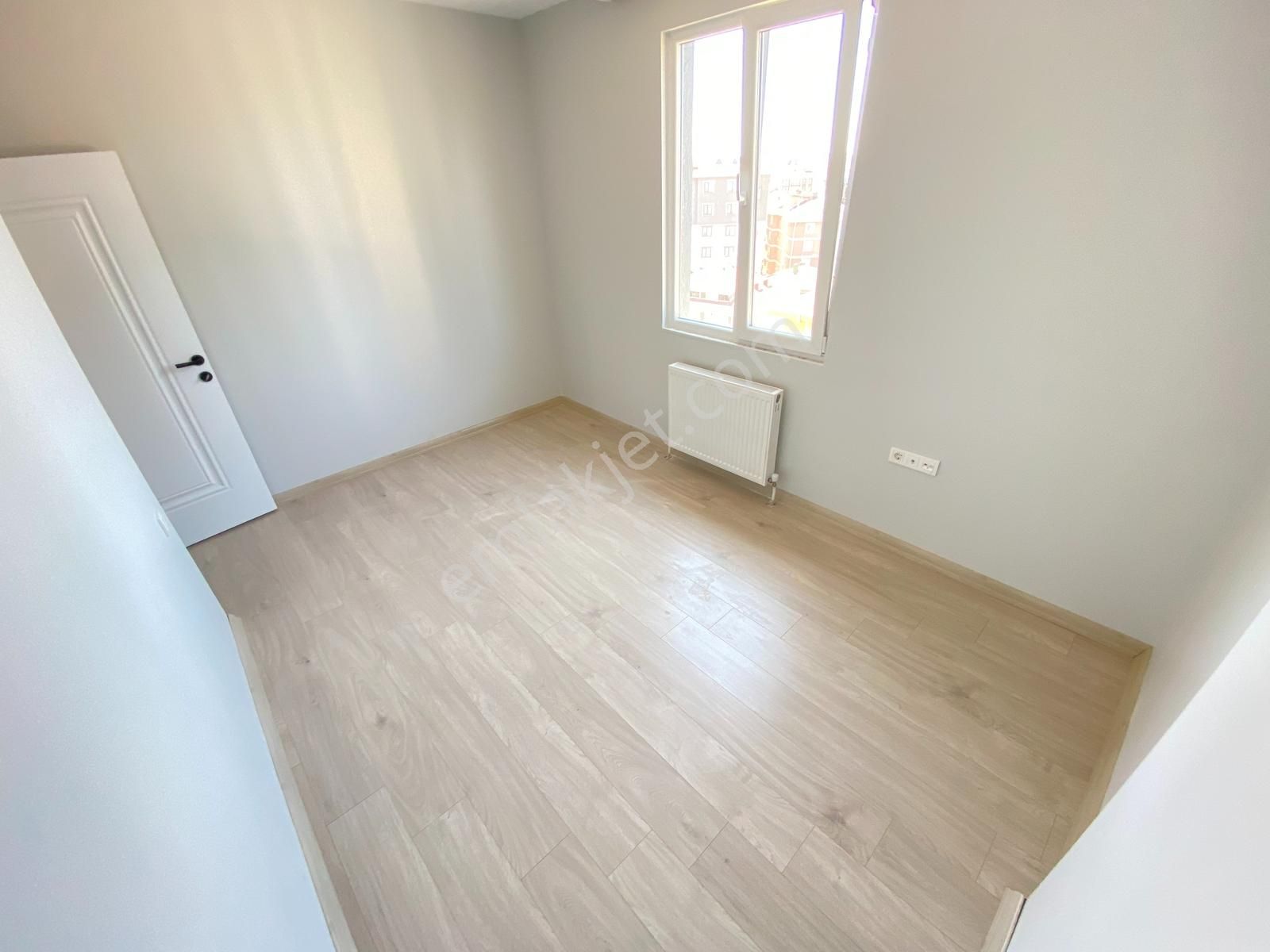 Focus'tan Metro-hastane-adliye Yakını,sıfır,k.otoparklı, Şık 2+1 - Görsel 5