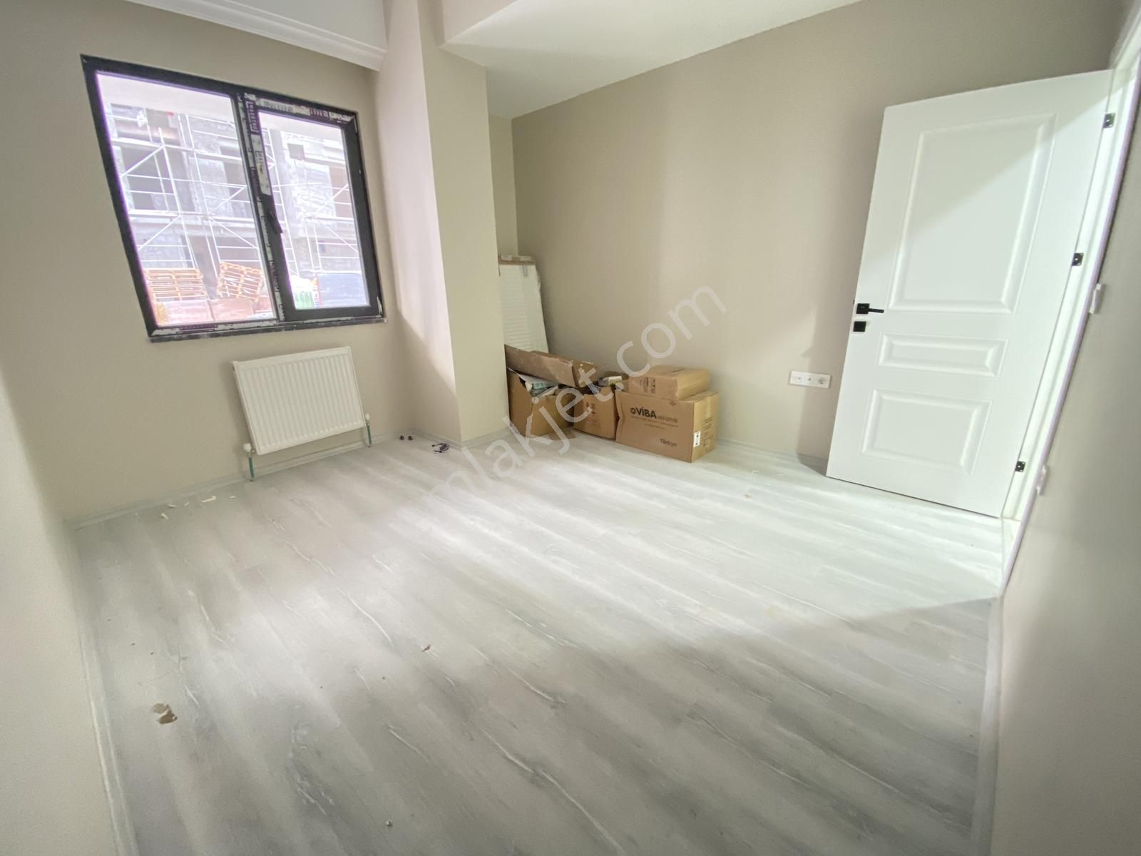 Focustan Metroya Ve E5 Karayollarına Yakın,sıfır,a.otoparklı,1+1 - Görsel 8