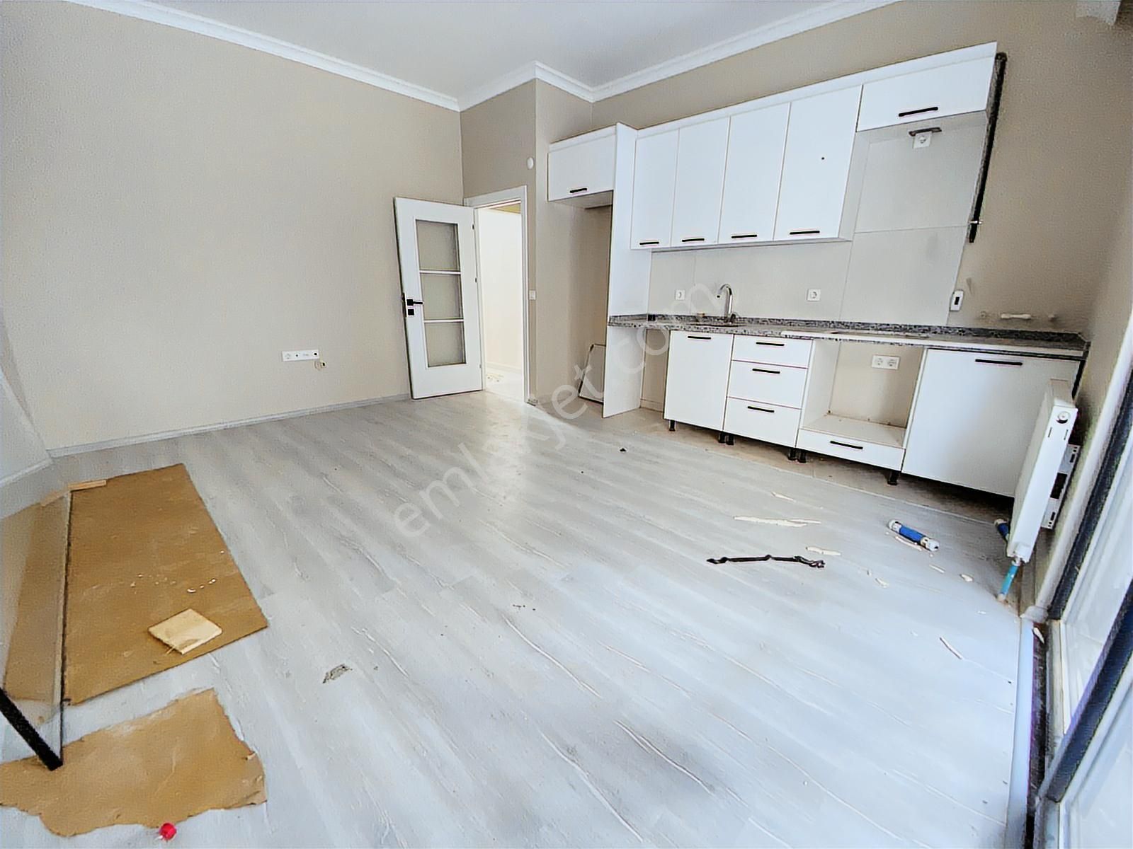 Focustan Metroya Ve E5 Karayollarına Yakın,sıfır,a.otoparklı,1+1 - Görsel 12