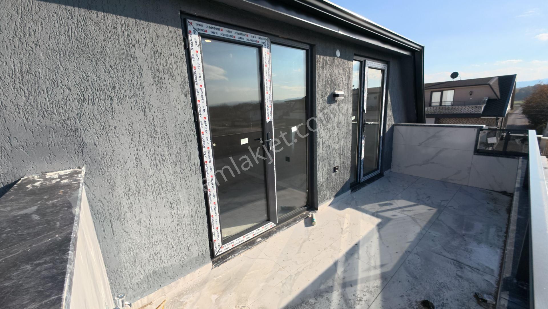 Sakarya Kocaali’de Geniş Bahçeli 4+1 Müstakil Villa - Görsel 33