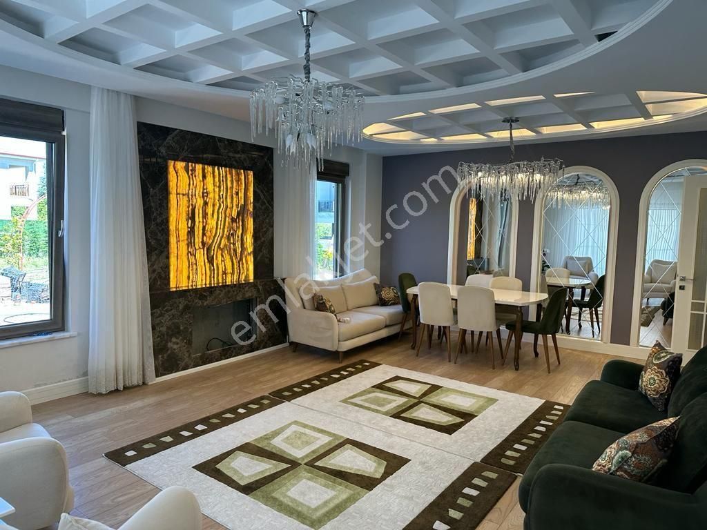 Fatma Ülken Gayrimenkulden 6 Odalı Hisarcıkta Satılık Villa - Görsel 2