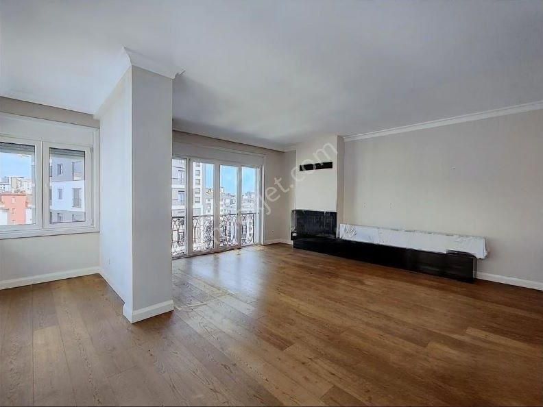 Şaşkınbakkal Da Kombili 195 M2 Net 4+1 Teraslı Dubleks Kadıköy İstanbul - Görsel 12