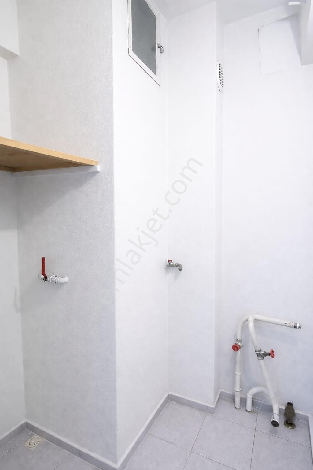 İnönü Caddesi Poligon Metro Yakını Otoparklı Satılık Daire 4+1 - Görsel 15