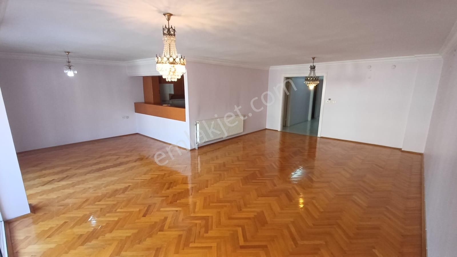 İnönü Caddesi Poligon Metro Yakını Otoparklı Satılık Daire 4+1 - Görsel 2