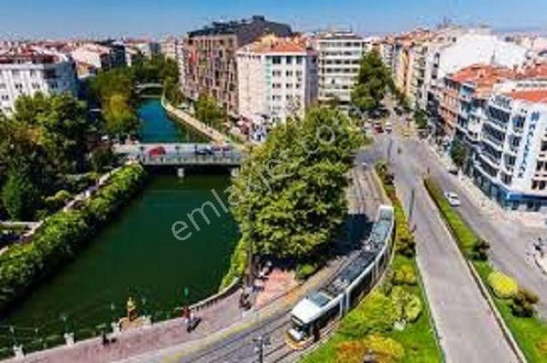 Ful Eşyalı Merkezi Konumda Ayrı Mutfaklı Kombili 1+1 Geniş Temiz Daire - Görsel 24