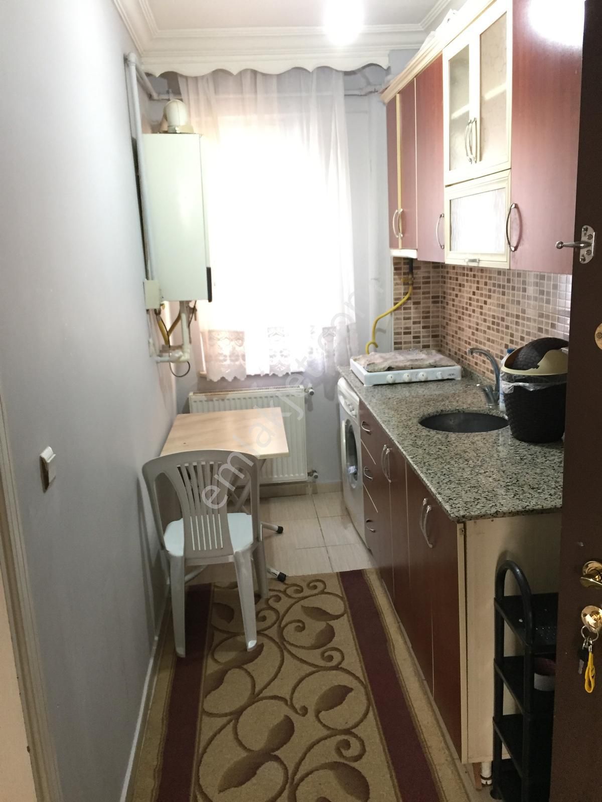 Ful Eşyalı Merkezi Konumda Ayrı Mutfaklı Kombili 1+1 Geniş Temiz Daire - Görsel 2