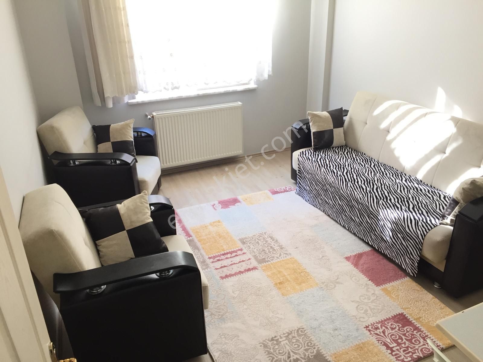 Ful Eşyalı Merkezi Konumda Ayrı Mutfaklı Kombili 1+1 Geniş Temiz Daire - Görsel 16