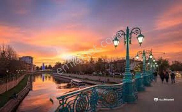 Ful Eşyalı Merkezi Konumda Ayrı Mutfaklı Kombili 1+1 Geniş Temiz Daire - Görsel 21