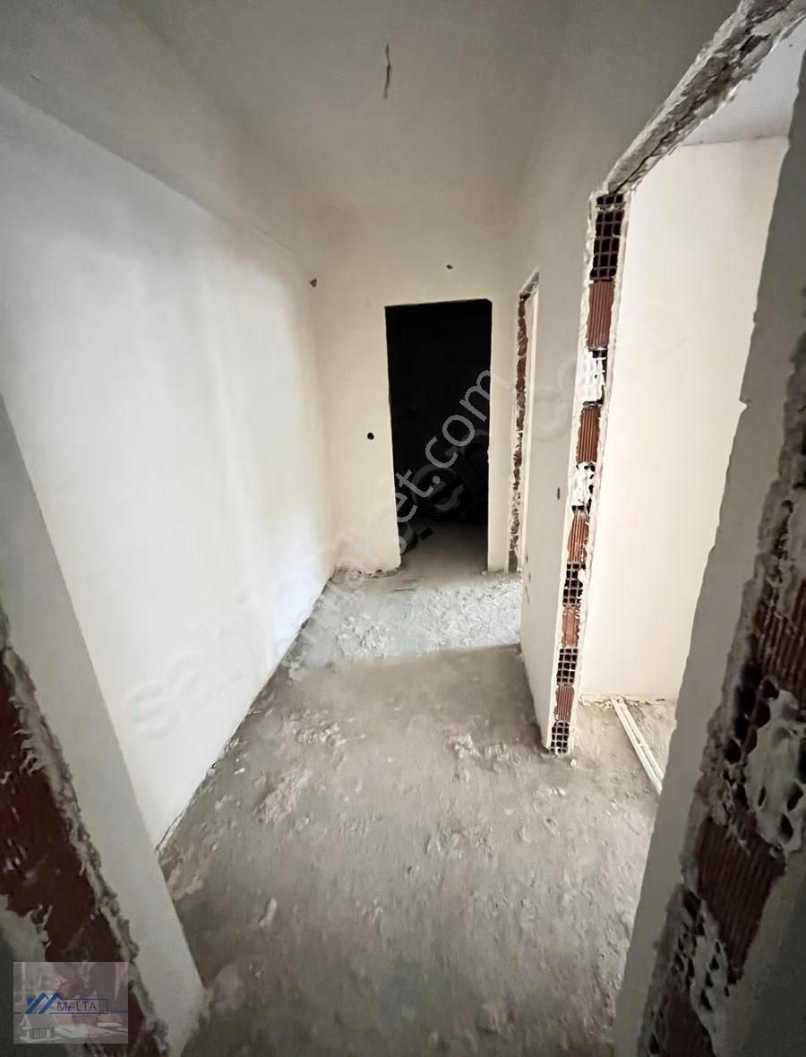 Maltadan 600 Evlerde Ön Cephe 1+1 Satılık Daire - Görsel 3