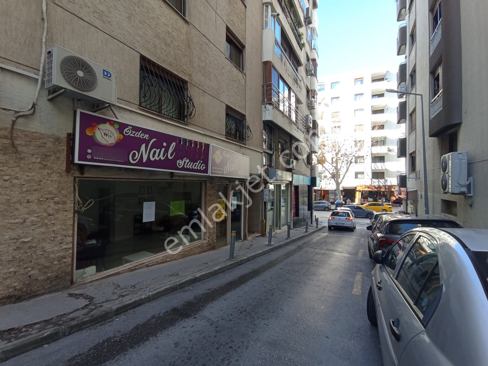 Göztepe 32 M2 Mutfak Wc Mevcut Kiralık Dükkan&mağaza