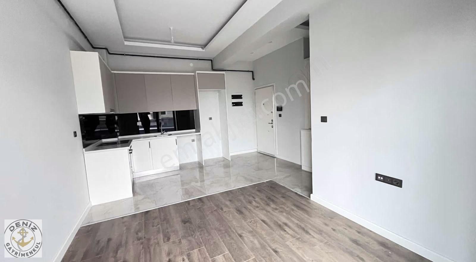 Yaşamkent Eşşiz Mimari Projede Geniş Teras Alanlı 1+1 Daire - Görsel 13