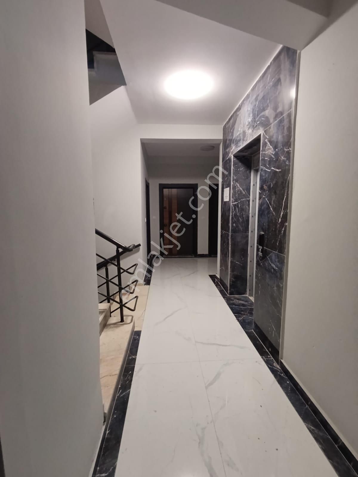 Kuşadası Davutlar Merkez De Satılık 2+1 Daire... - Görsel 15