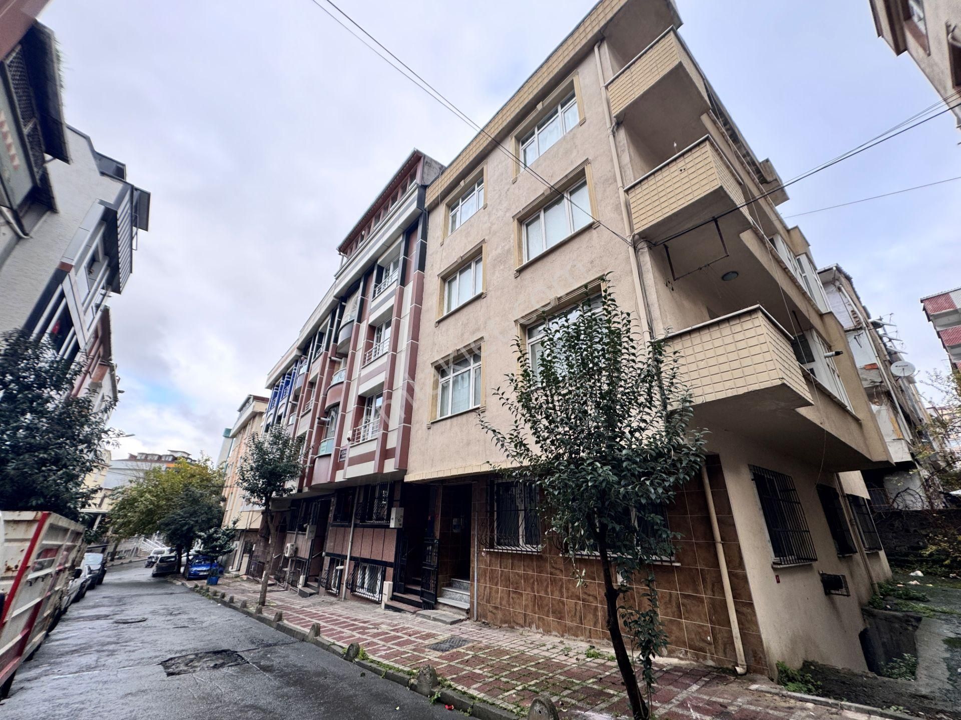 Bayrampaşa Murat Mah Satılık Fiyat Avantajlı İskanlı 2+1 Daire - Görsel 2