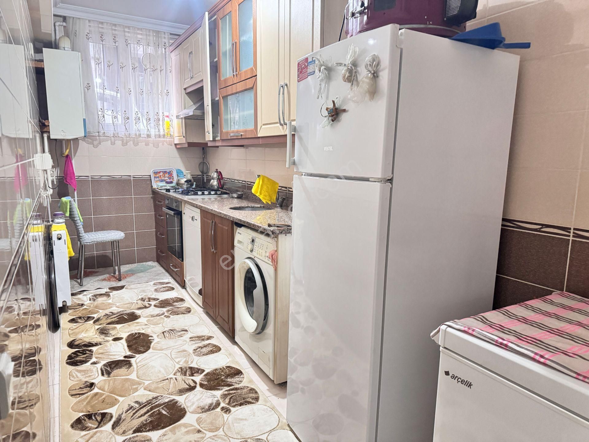 Bayrampaşa Murat Mah Satılık Fiyat Avantajlı İskanlı 2+1 Daire - Görsel 8