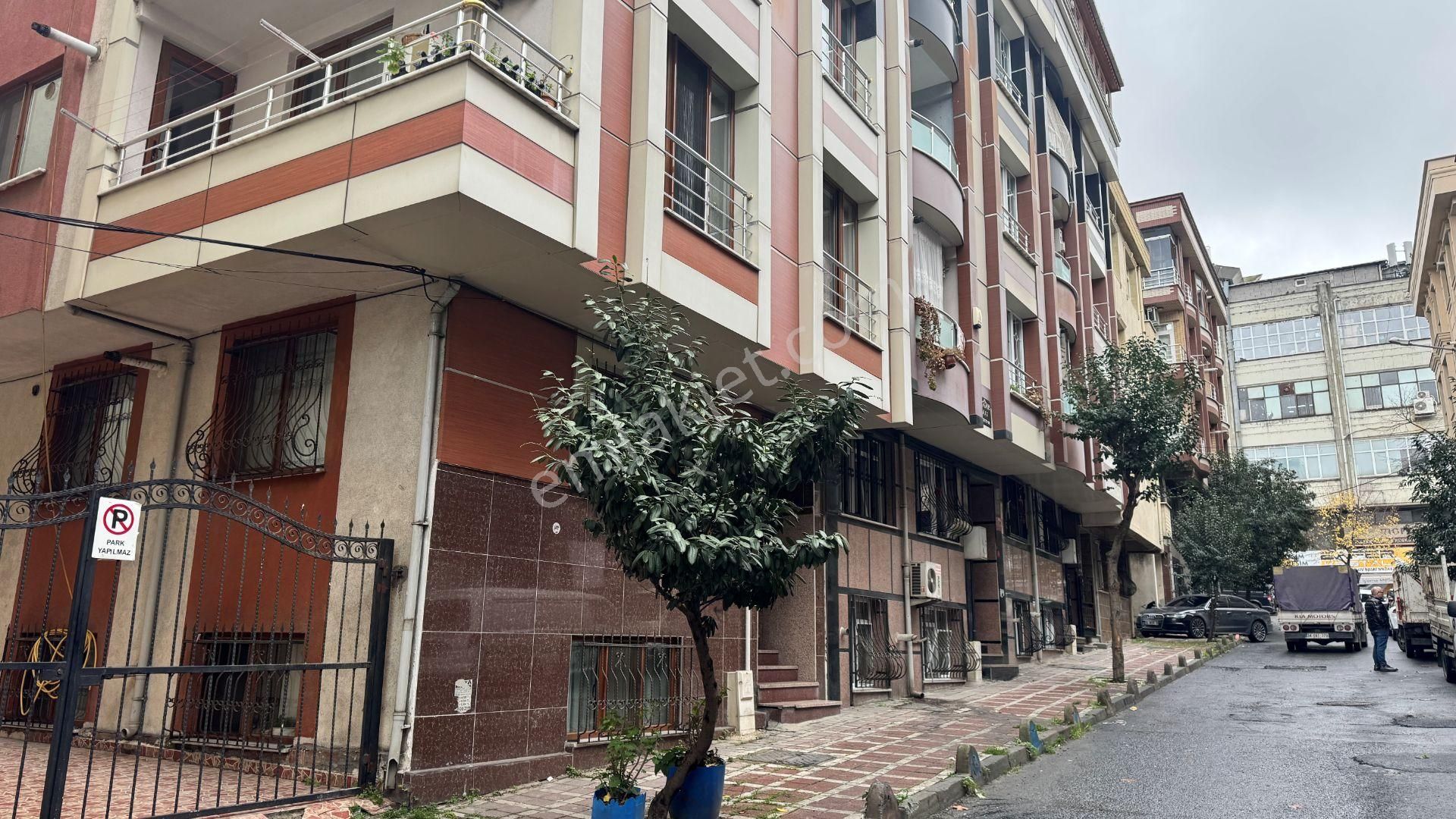 Bayrampaşa Murat Mah Satılık Fiyat Avantajlı İskanlı 2+1 Daire - Görsel 25