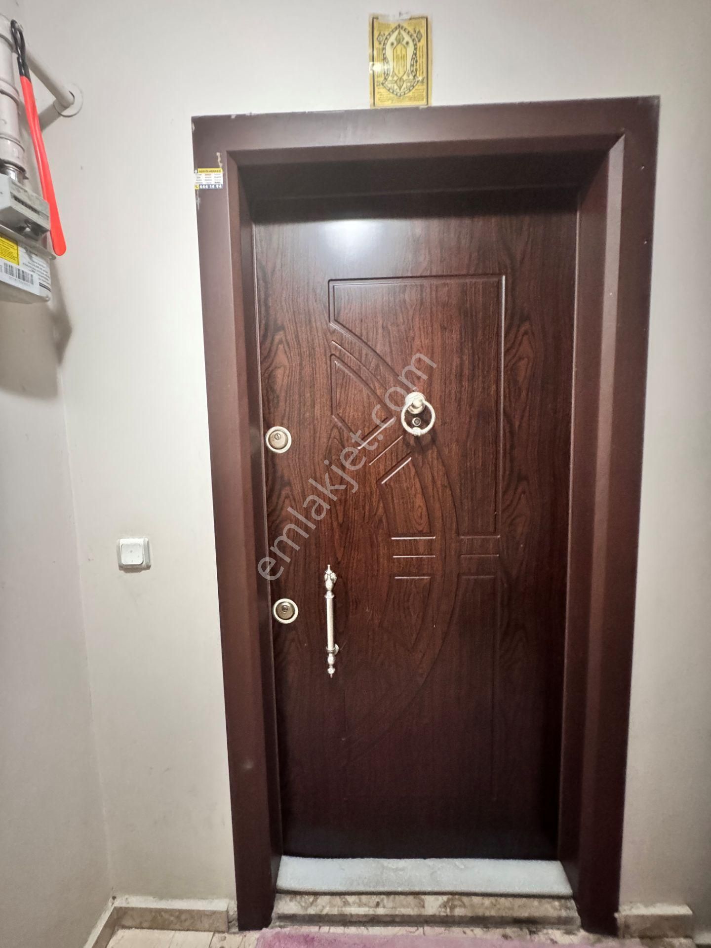 Bayrampaşa Murat Mah Satılık Fiyat Avantajlı İskanlı 2+1 Daire - Görsel 19