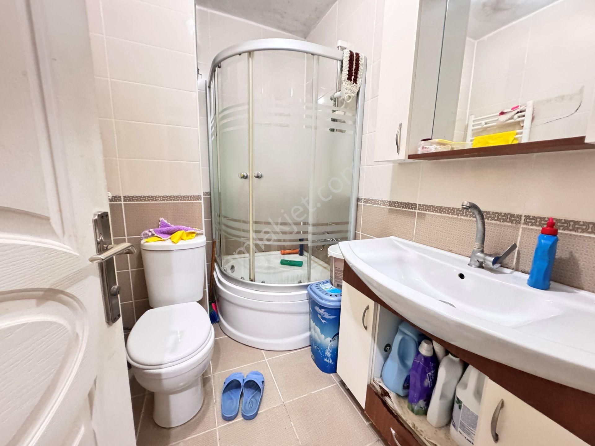 Bayrampaşa Murat Mah Satılık Fiyat Avantajlı İskanlı 2+1 Daire - Görsel 16