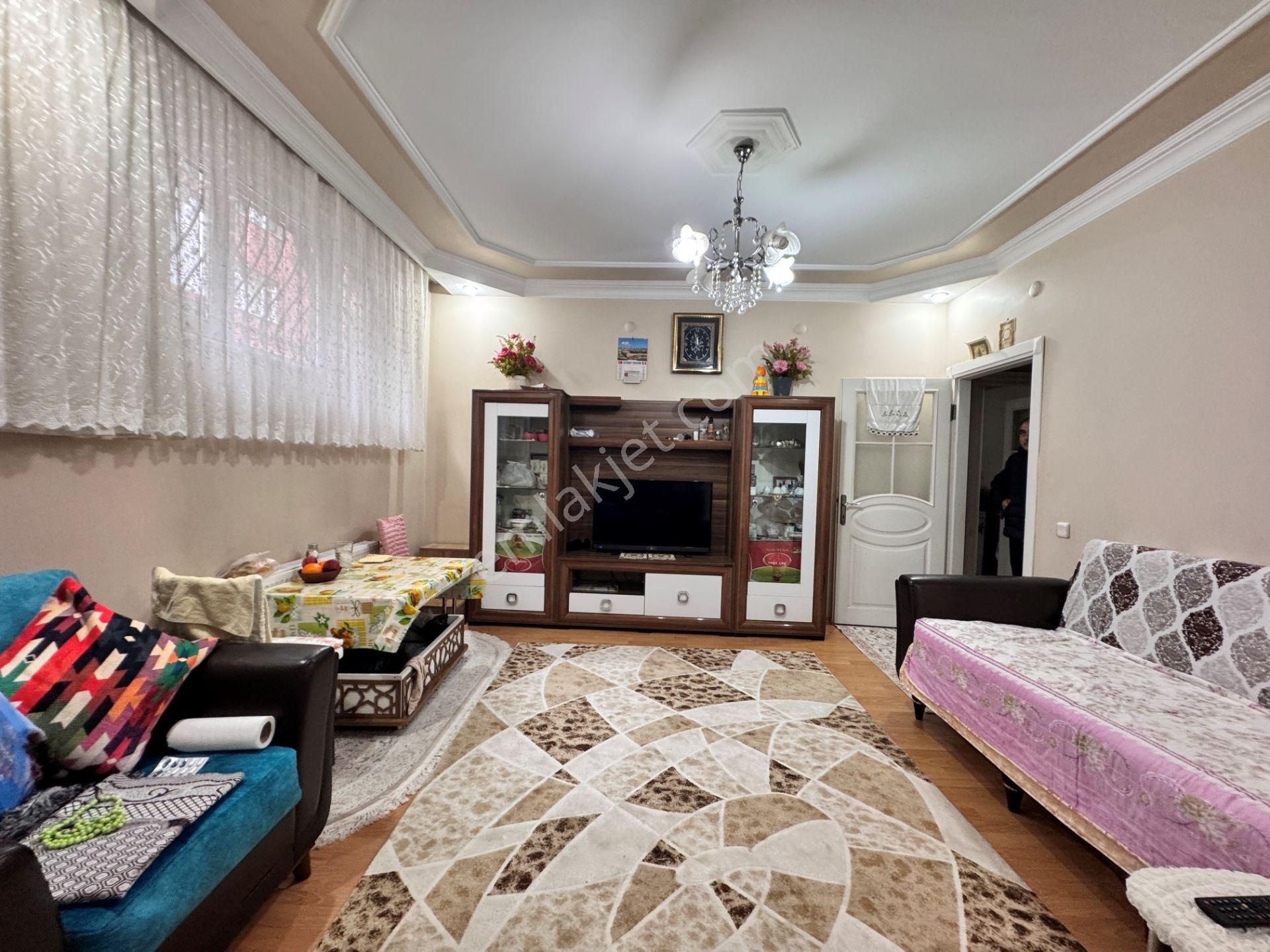 Bayrampaşa Murat Mah Satılık Fiyat Avantajlı İskanlı 2+1 Daire - Görsel 7