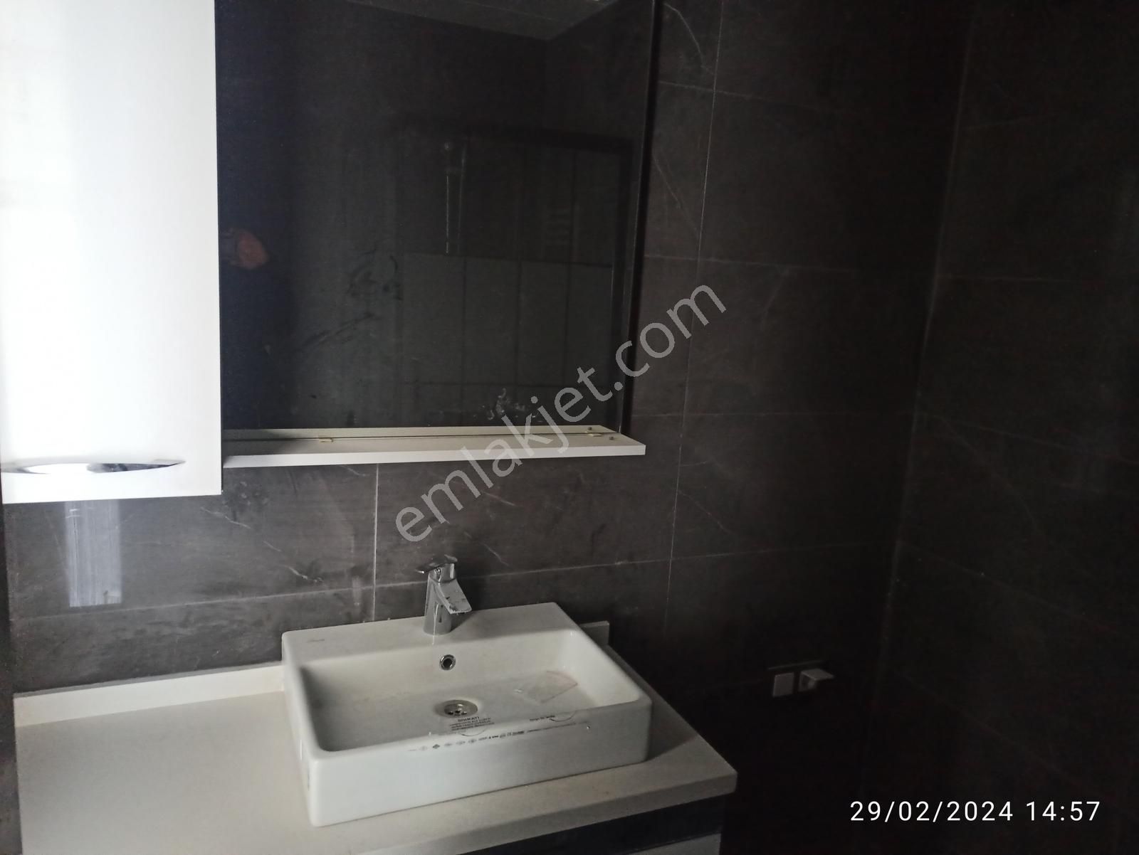 Esentepe Mahallesi Metropol Rezisansta 1+1 Kiralık Daire - Görsel 21