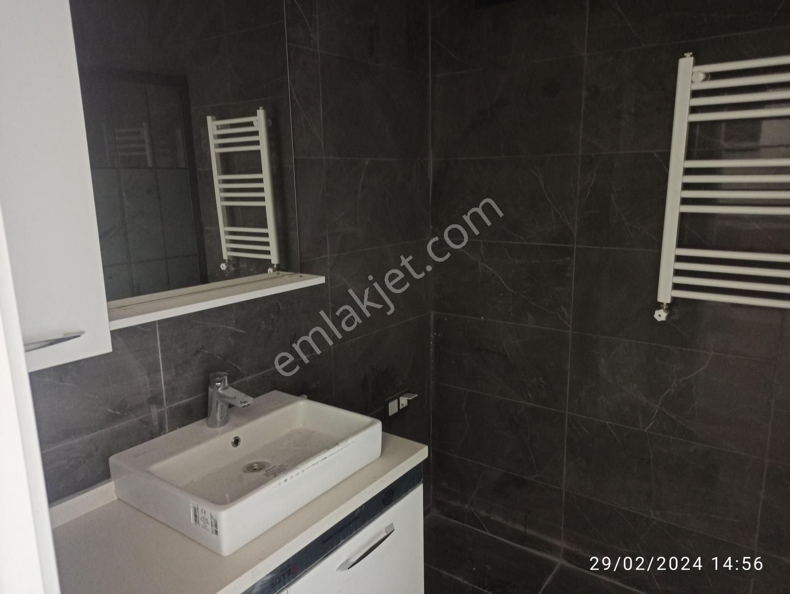 Esentepe Mahallesi Metropol Rezisansta 1+1 Kiralık Daire - Görsel 11