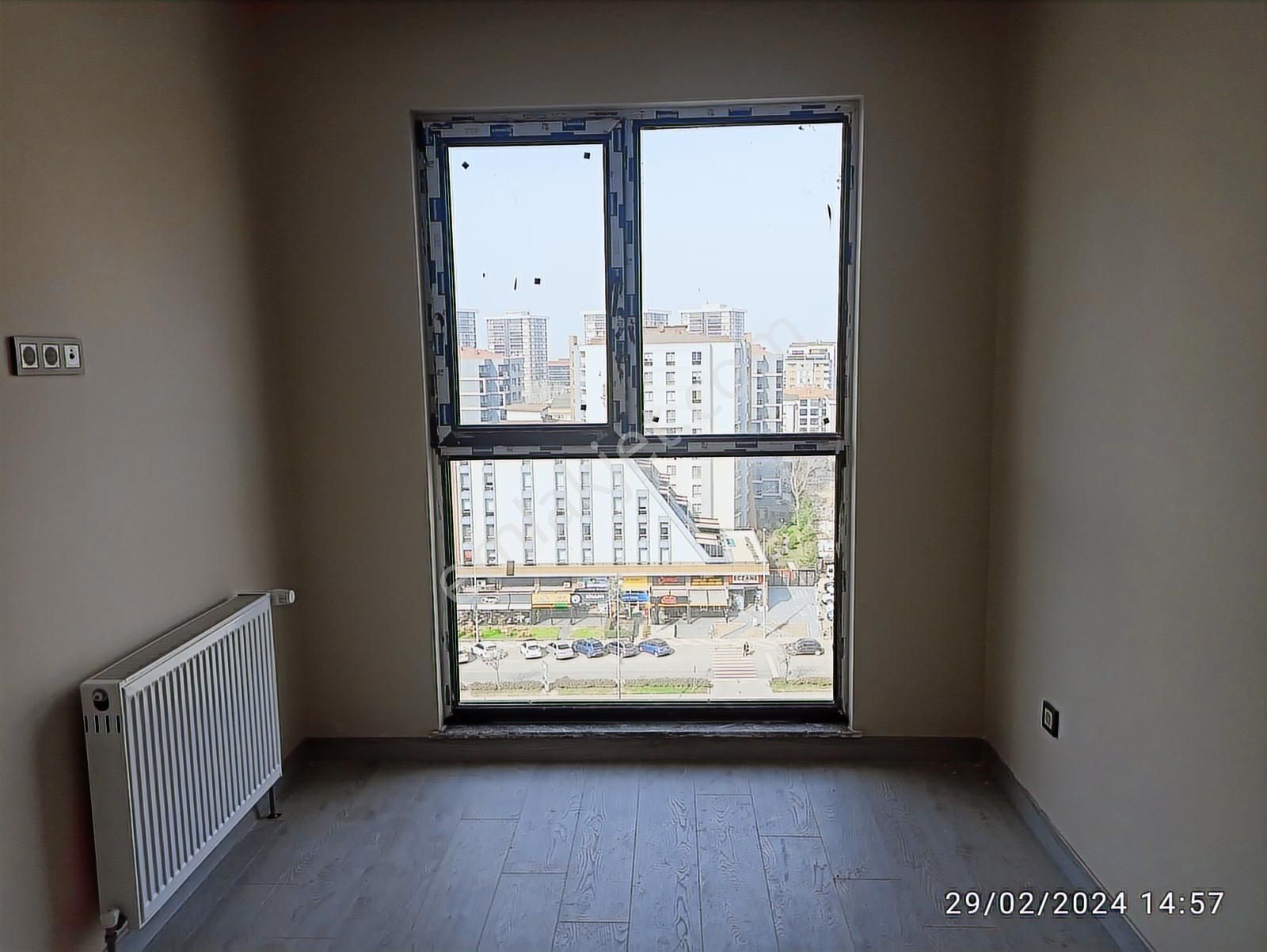 Esentepe Mahallesi Metropol Rezisansta 1+1 Kiralık Daire - Görsel 16