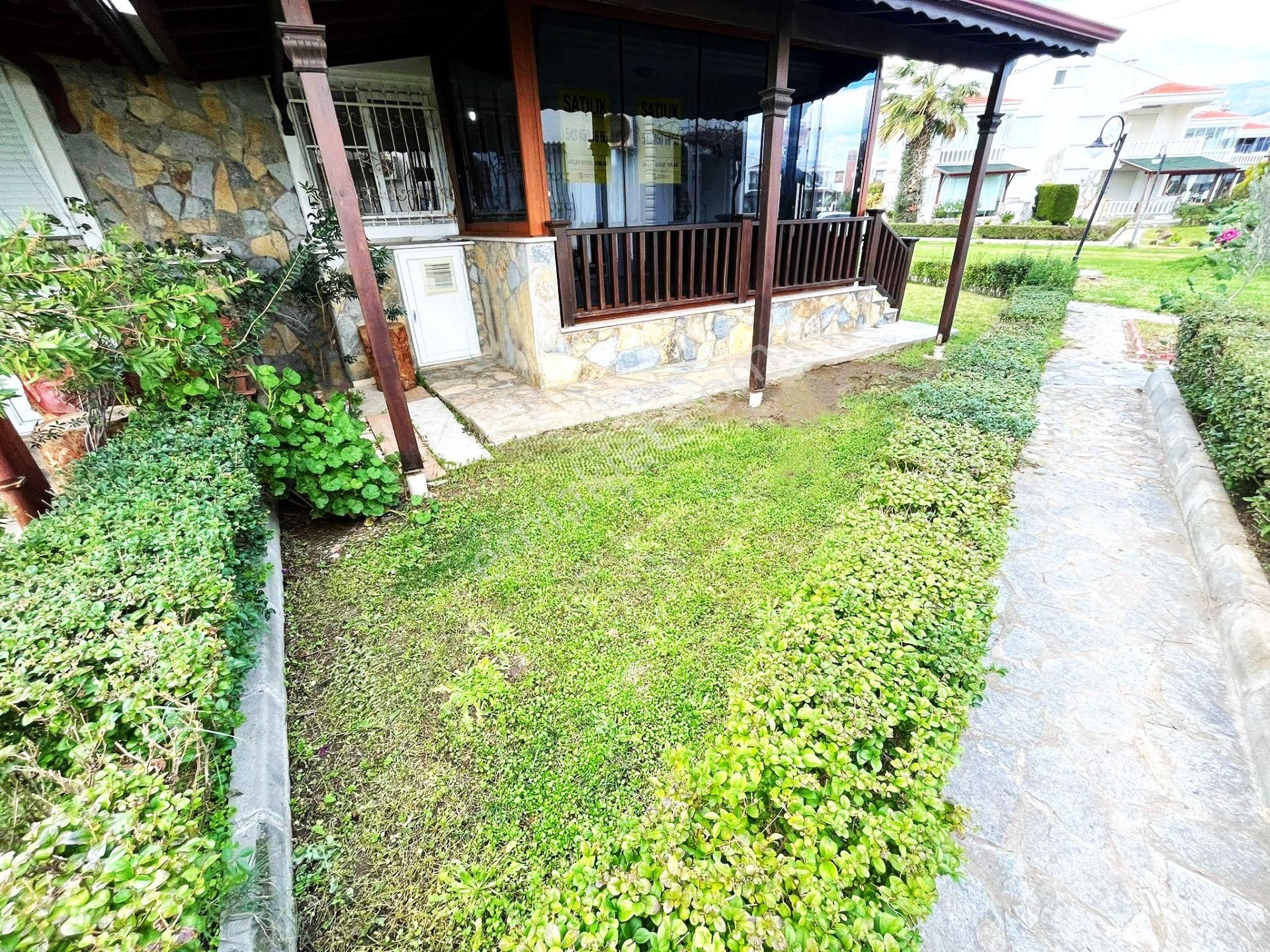 Tek Yetkili Aygül'den Güre'de Geniş Bahçe Peyzajlı Denize Sıfır Site İçinde Havuzlu 3+1satılık Villa - Görsel 29