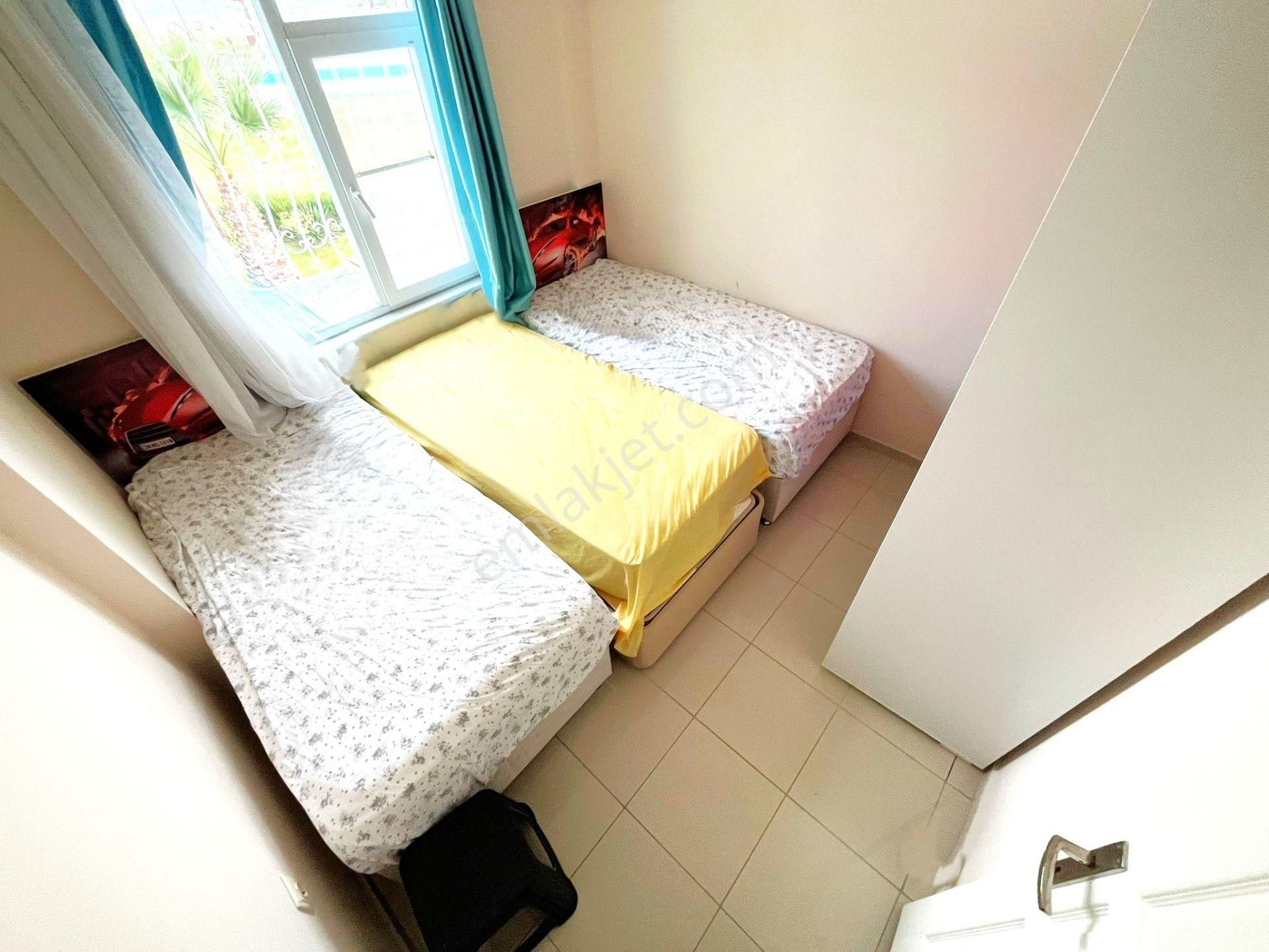 Tek Yetkili Aygül'den Güre'de Geniş Bahçe Peyzajlı Denize Sıfır Site İçinde Havuzlu 3+1satılık Villa - Görsel 23