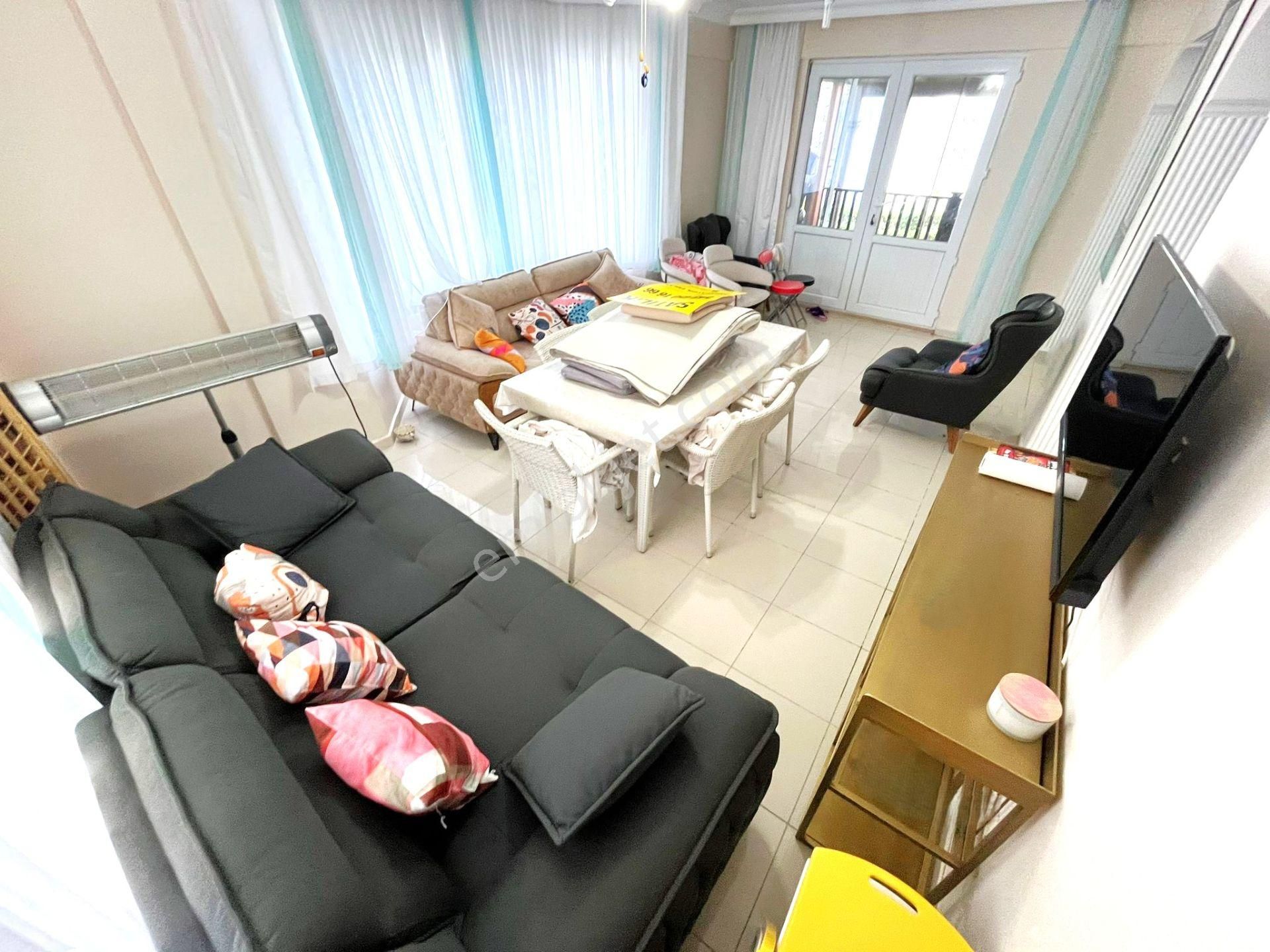 Tek Yetkili Aygül'den Güre'de Geniş Bahçe Peyzajlı Denize Sıfır Site İçinde Havuzlu 3+1satılık Villa - Görsel 6