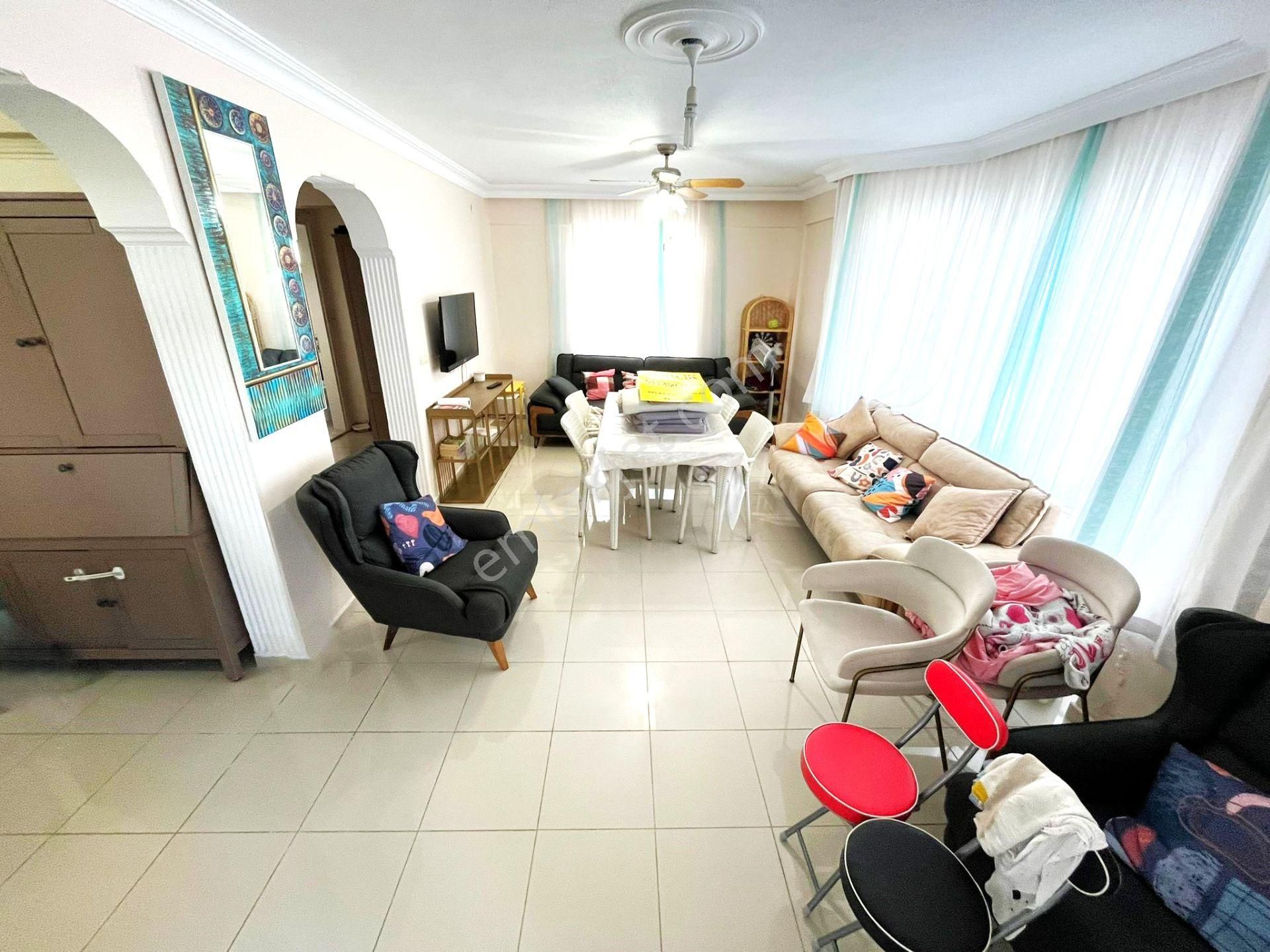 Tek Yetkili Aygül'den Güre'de Geniş Bahçe Peyzajlı Denize Sıfır Site İçinde Havuzlu 3+1satılık Villa - Görsel 7