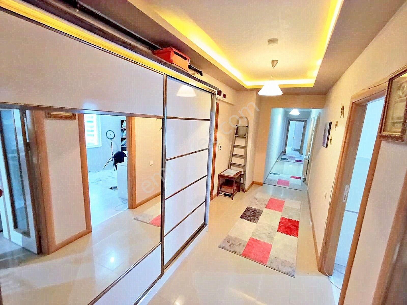 Kaletepe Mah. Demirdağ Cad. Üzeri Güney Cephe Kapalı Garajlı 4+1 - Görsel 24