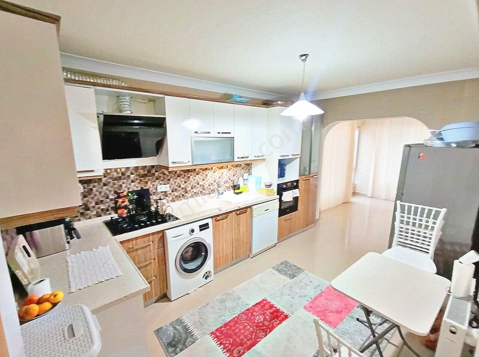 Kaletepe Mah. Demirdağ Cad. Üzeri Güney Cephe Kapalı Garajlı 4+1