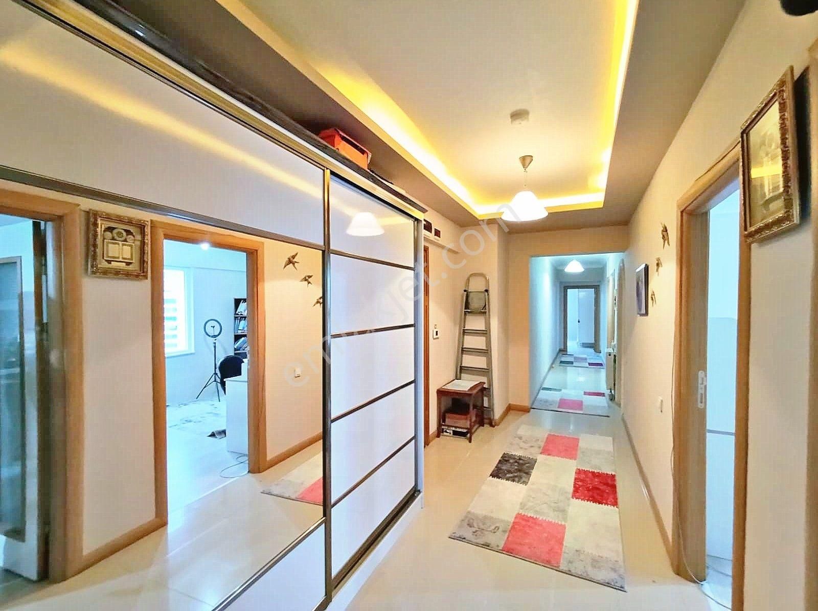 Kaletepe Mah. Demirdağ Cad. Üzeri Güney Cephe Kapalı Garajlı 4+1 - Görsel 23