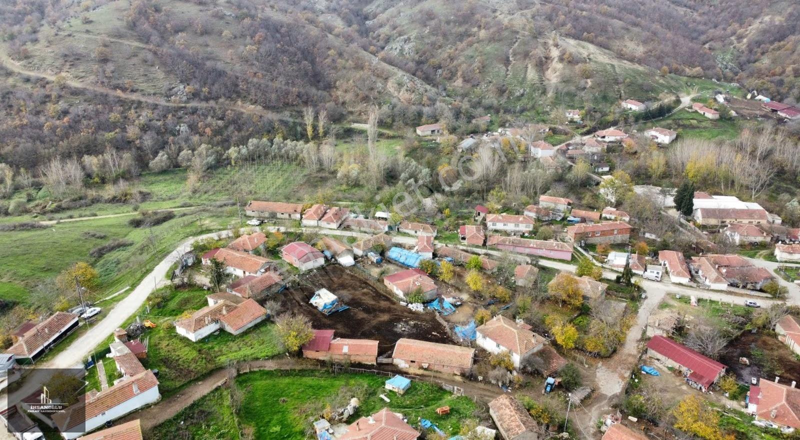 Kuzulu Köyün De İçinde Evi Olan Arsa