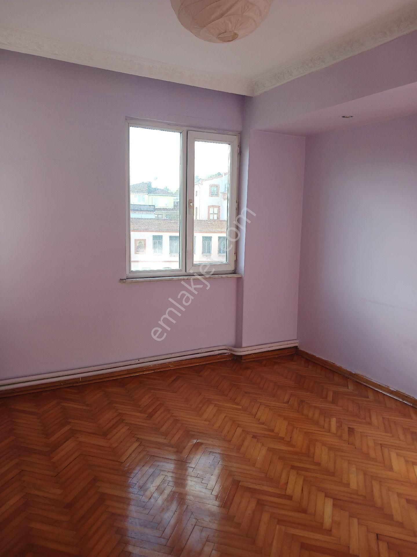 Sarıyer Büyükdere Merkezde Geniş Kullanımlı 2+1 - Görsel 9