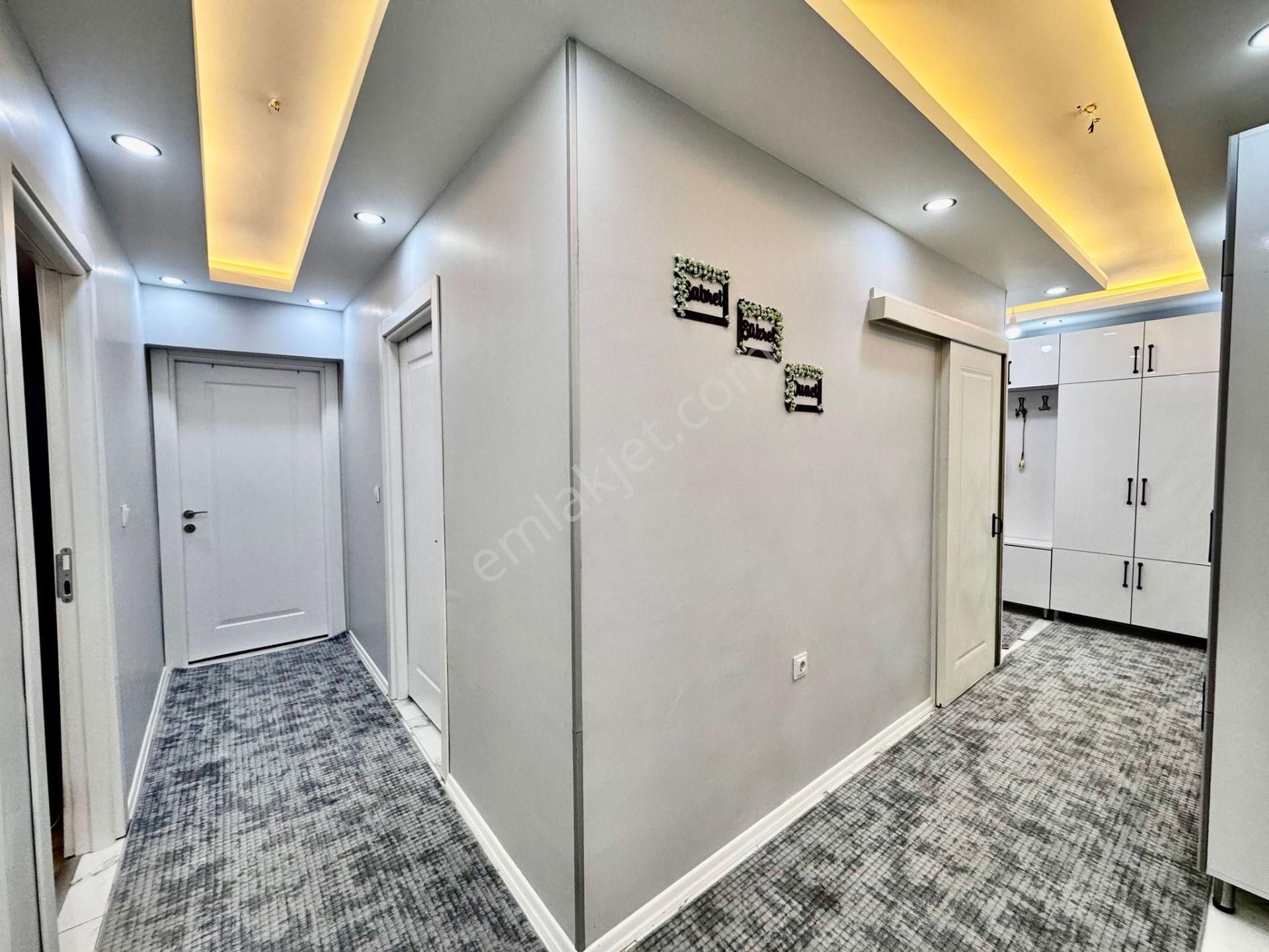 Kalecik Emlak'tan Saray'da Full Yapılı E.banyolu Katta 160m² 3+1 Site Dairesi - Görsel 21