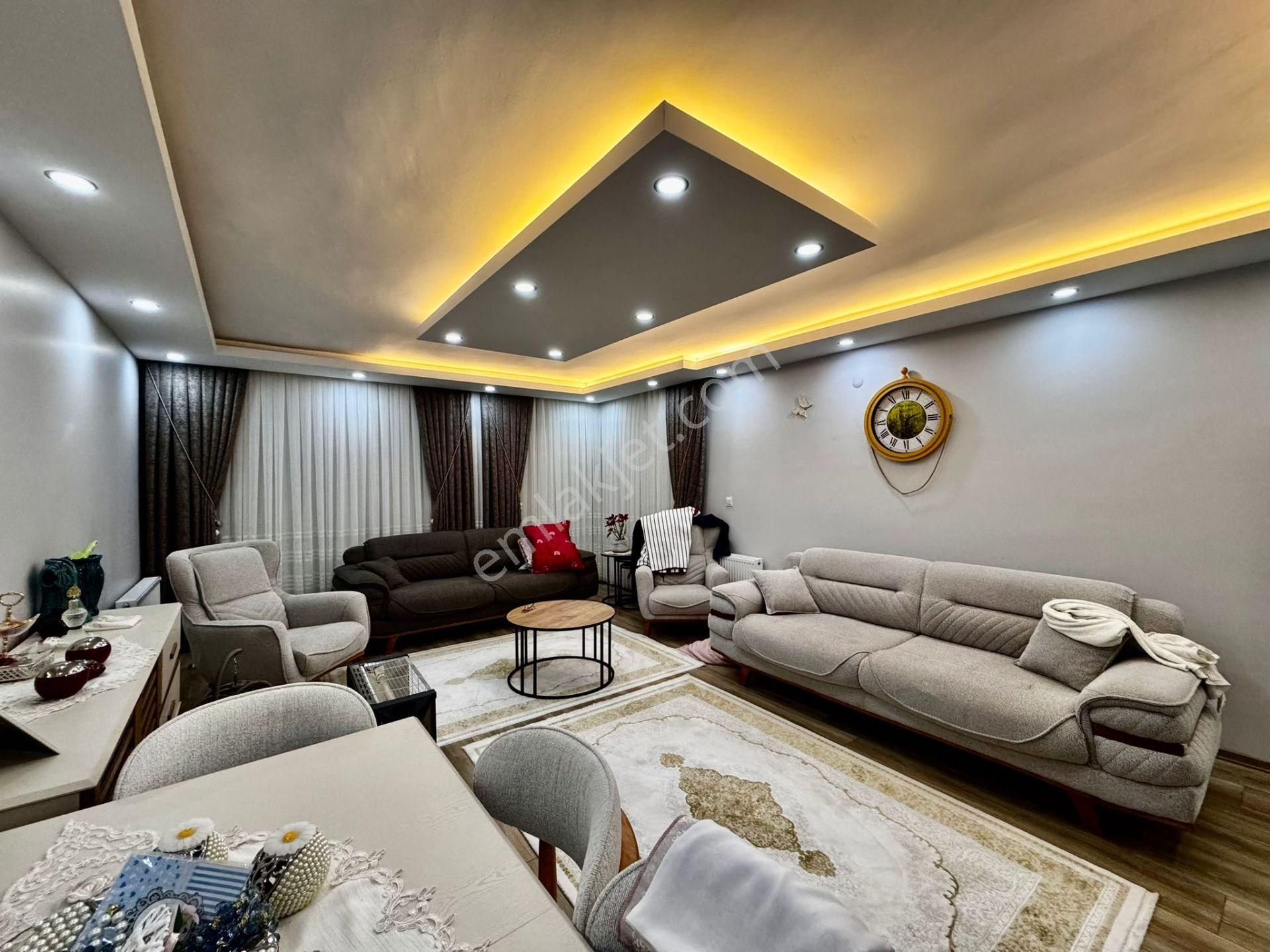 Kalecik Emlak'tan Saray'da Full Yapılı E.banyolu Katta 160m² 3+1 Site Dairesi - Görsel 6