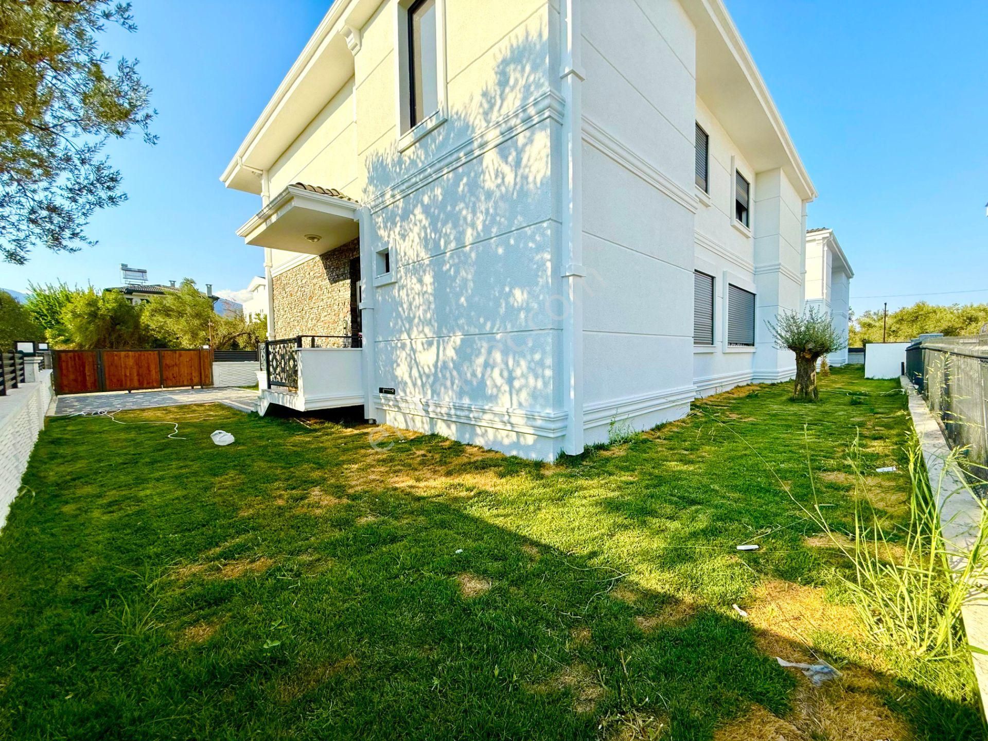 ▶ ▶ Akçay Körfez'den Güre'nin En Nezih Mevkiinde Denize Yakın Fırsat Villa - Görsel 3