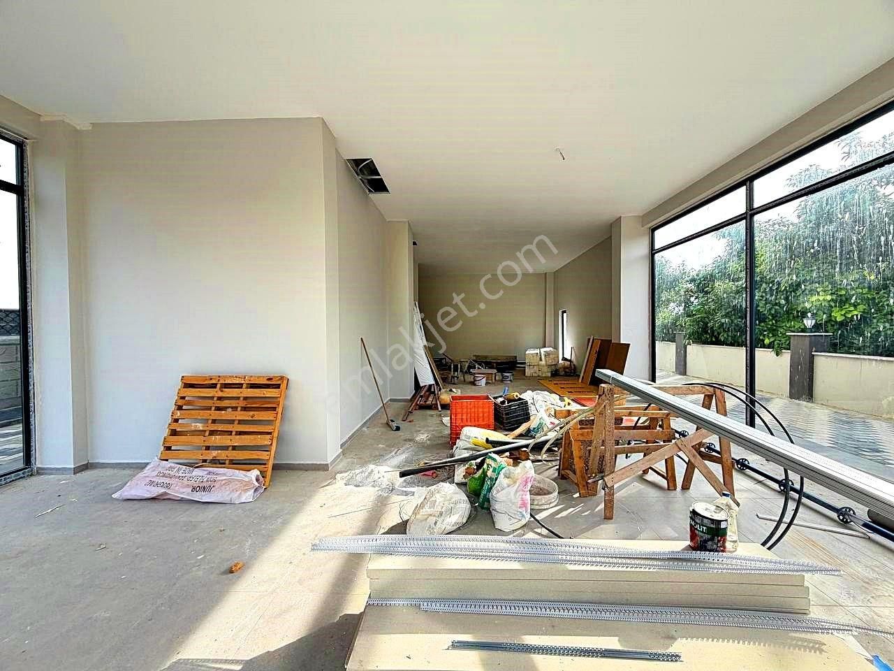 Alanya Çıplaklı'da Satılık Yatırımlık 90 M2 Dükkan