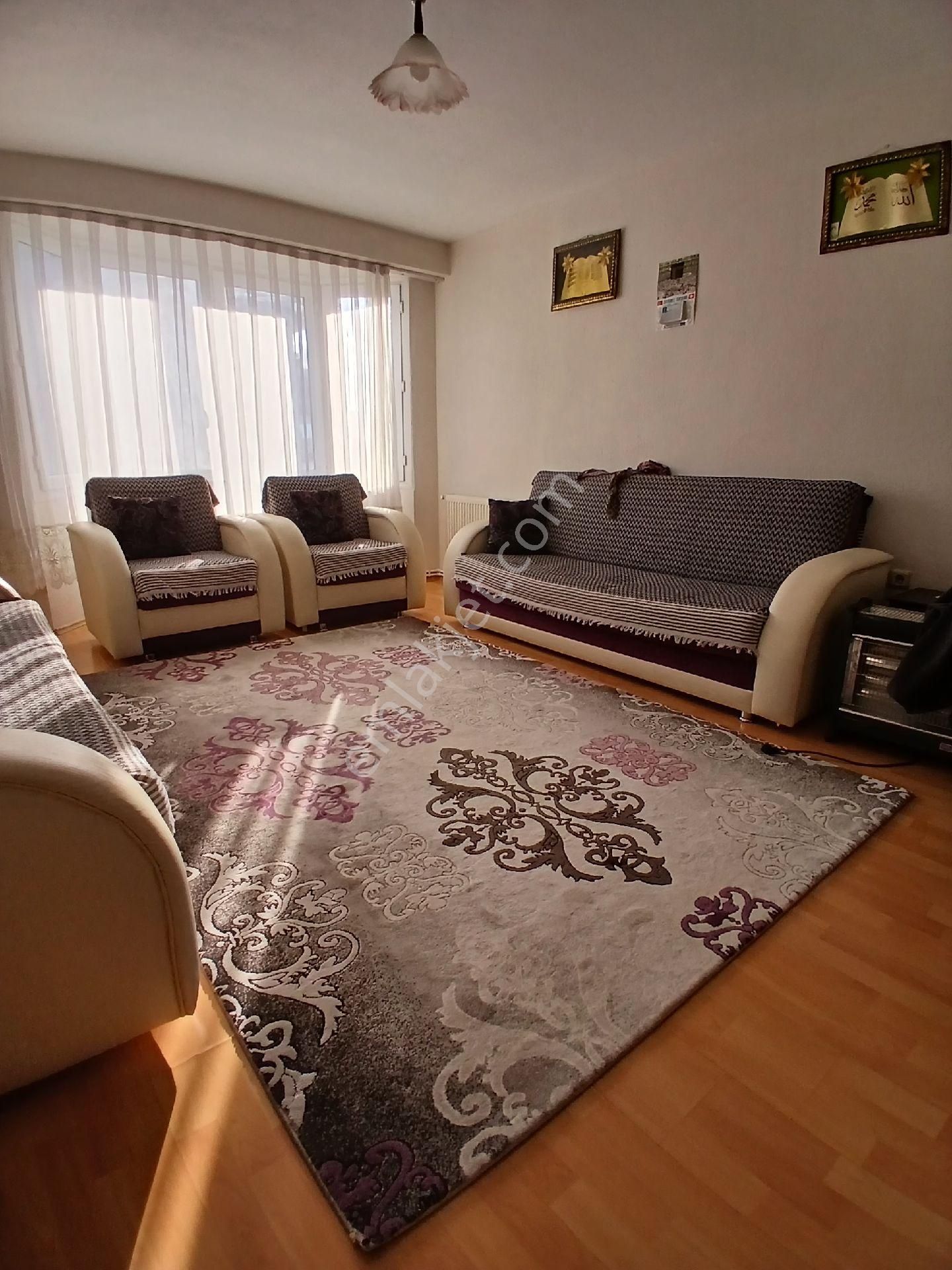 İzmir Torbalı Torbalı Mahallesinde 3+1 Arakat